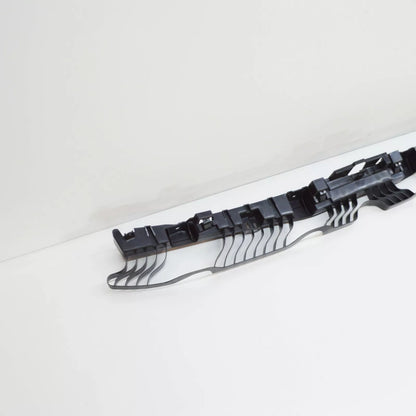 NEW VW JETTA A7 REAR BUMPER CENTRE BRACKET SECURING STRIP 17A807863 ORIGINAL