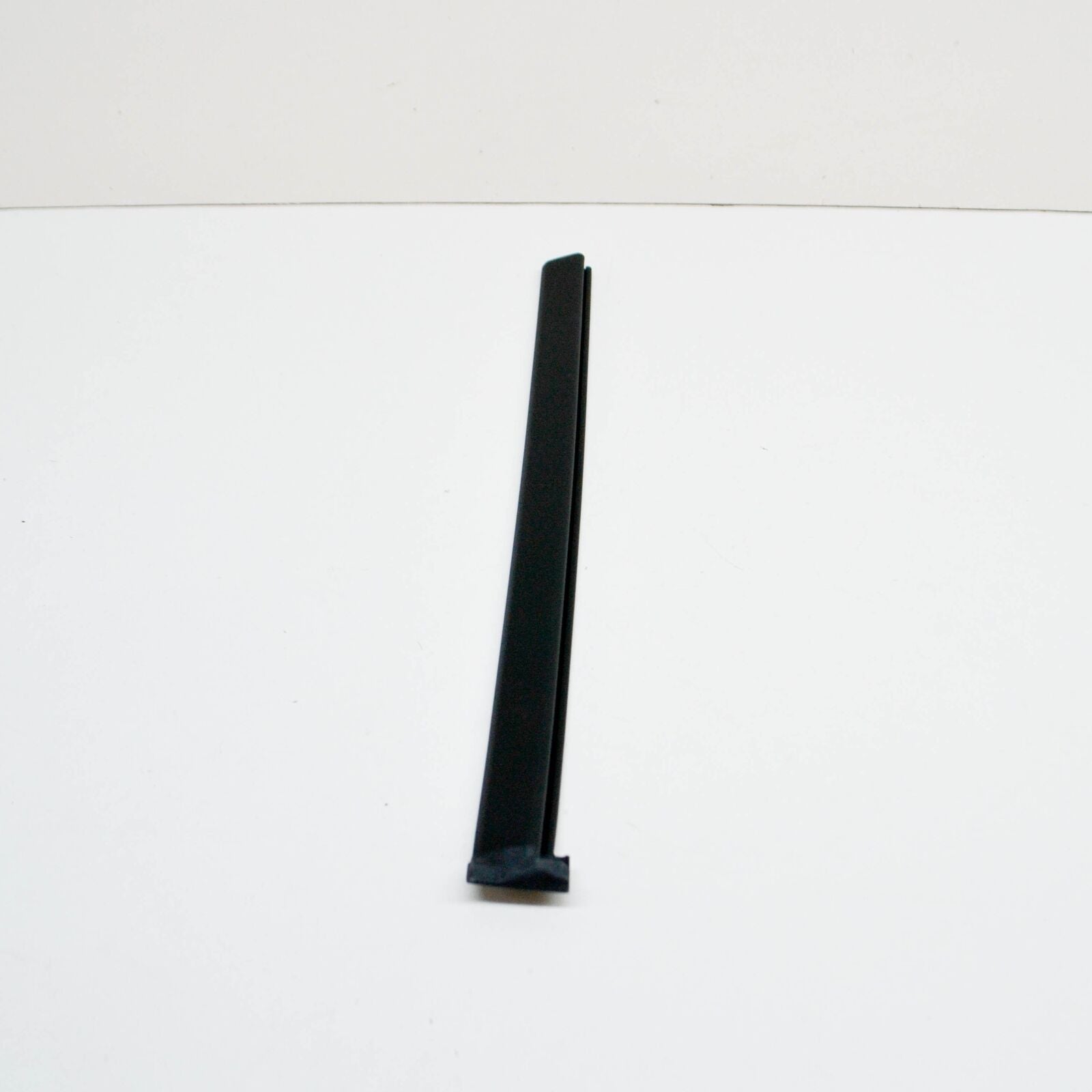 NEW MERCEDES-BENZ CL-CLASS C215 COUPE SEALING FRAME RIGHT A2156700239 ORIGINAL