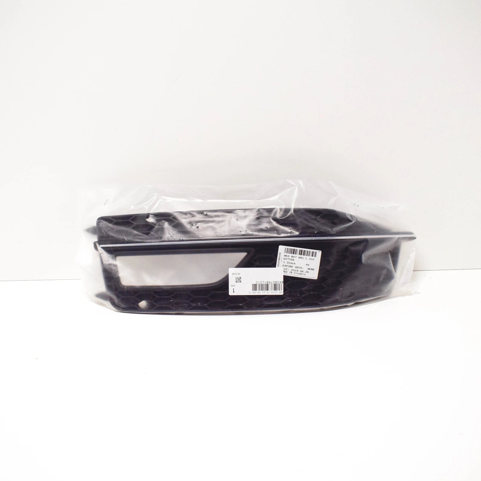 NEW AUDI A4 AVANT FRONT LEFT LOWER GRILL 8K0807681L01C