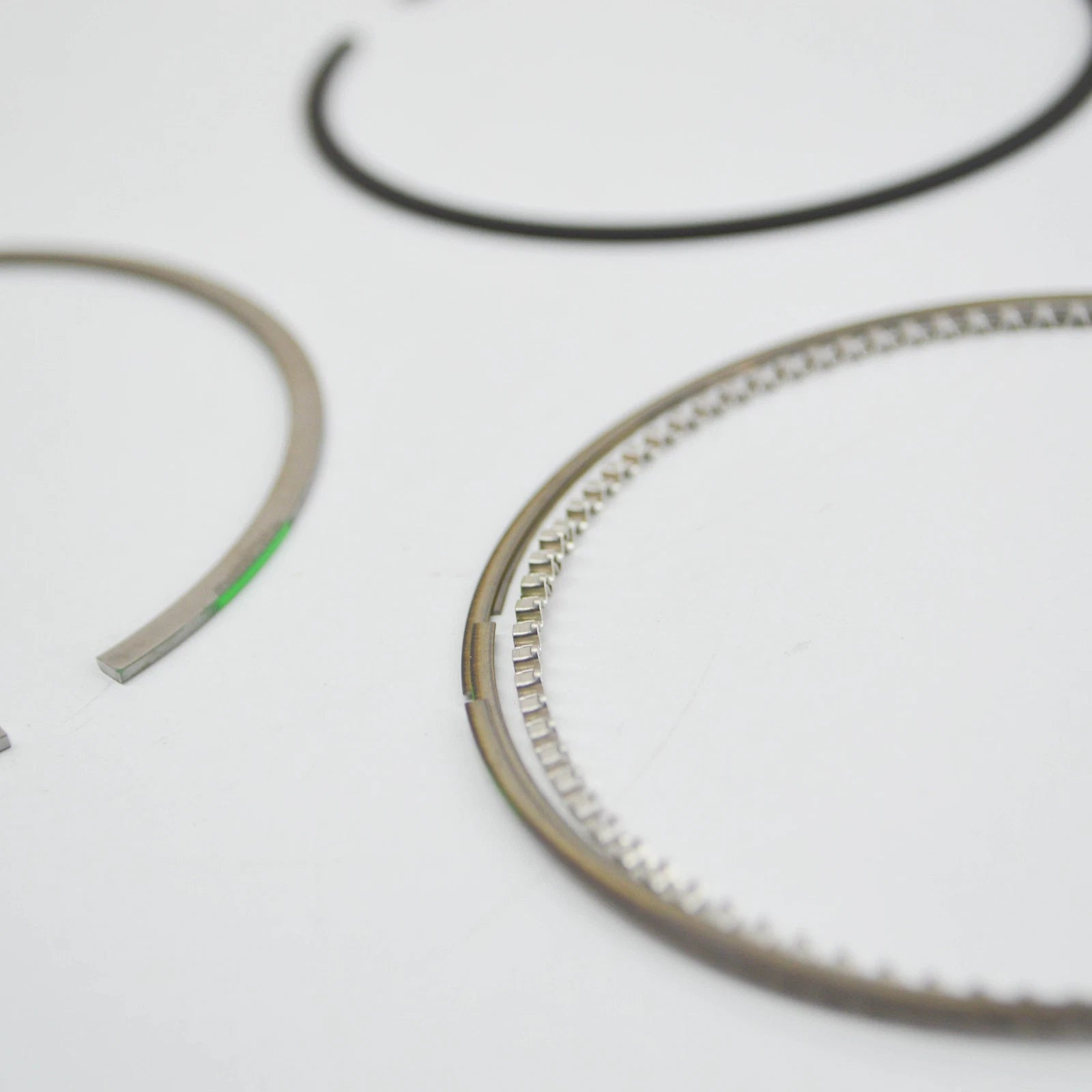 NEW VOLKSWAGEN ARTEON 3H7 PISTON RINGS SET 06N198151 ORIGINAL