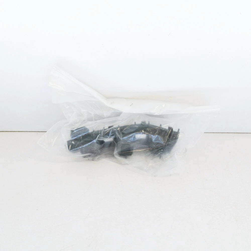 NEW VOLKSWAGEN TOUAREG 7P FRONT RIGHT BUMPER BRACKET 7P6807184G ORIGINAL