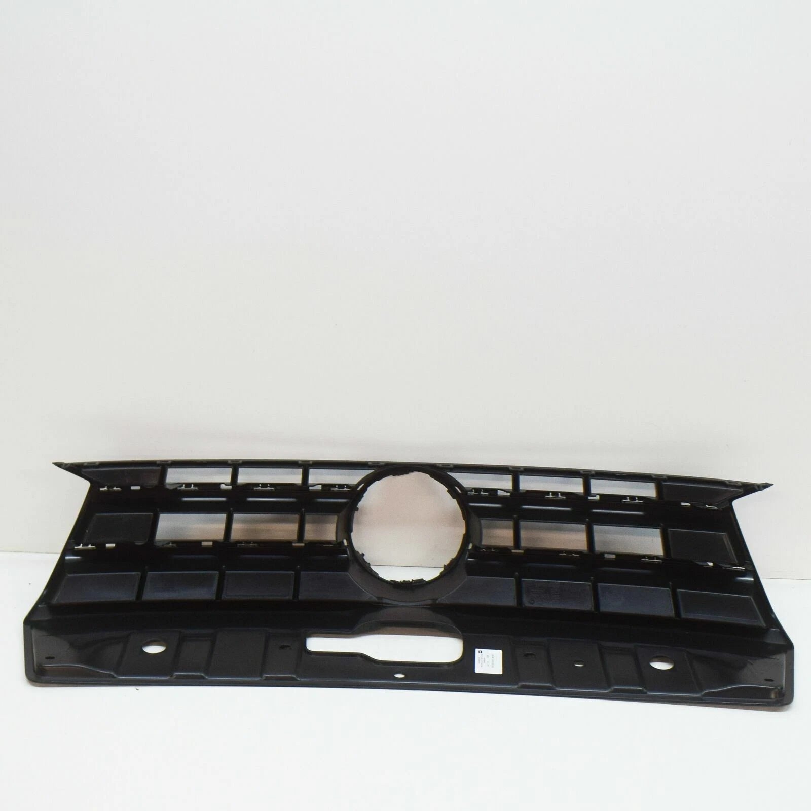 VOLKSWAGEN AMAROK FRONT CENTER RADIATOR GRILL BLACK 2HH8536539B9 NEW