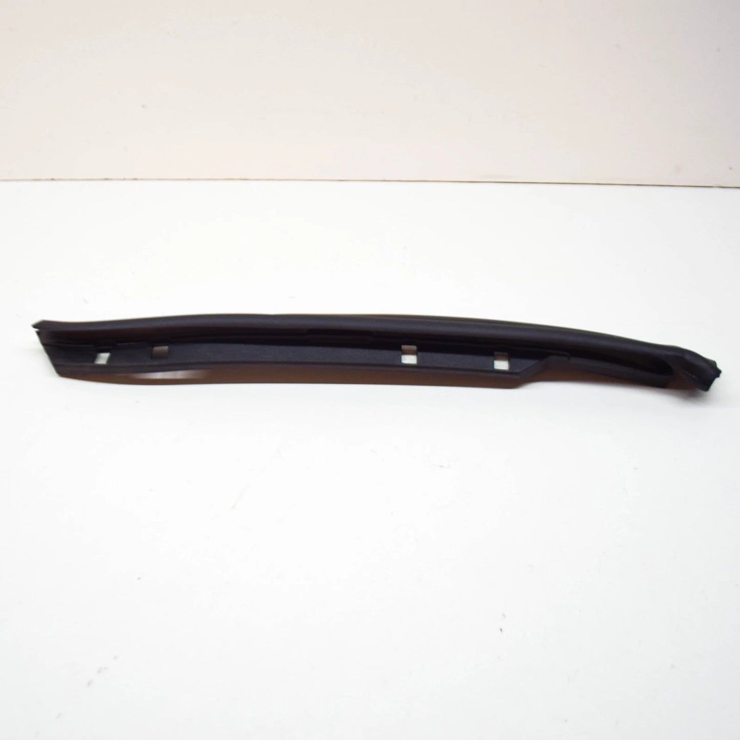 NEW BMW 2 ACTIVE TOURER F46 LEFT HEADLIGHT AND HOOD GASKET 51767411603 ORIGINAL