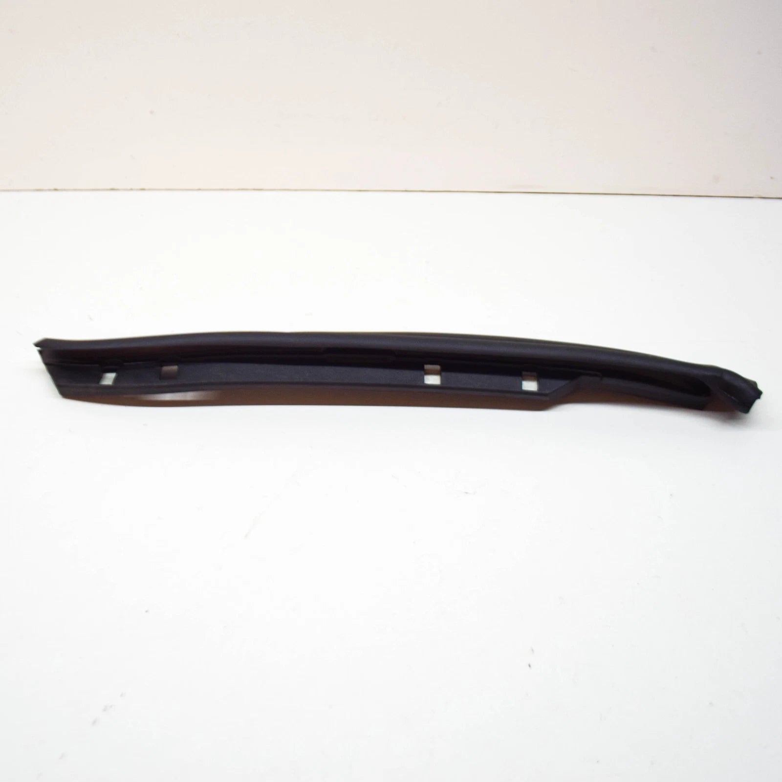 NEW BMW 2 ACTIVE TOURER F46 LEFT HEADLIGHT AND HOOD GASKET 51767411603 ORIGINAL