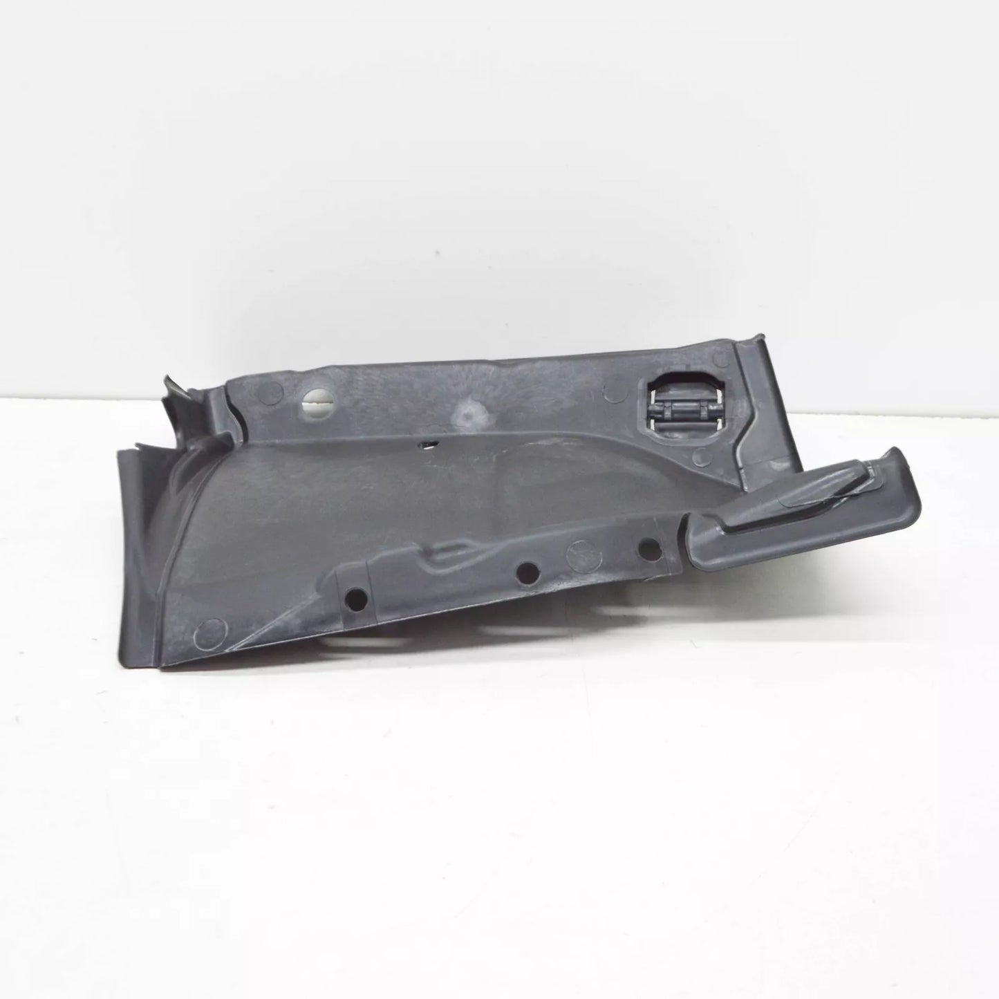 NEW BMW X5 E70 FRONT RIGHT SUPLEMENTARY WHEEL HOUSING 7325402 51717325402