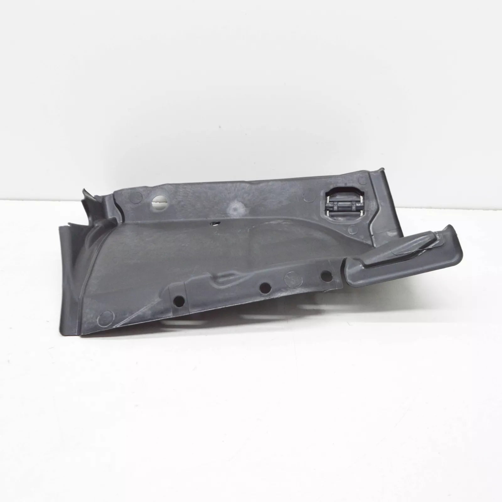 NEW BMW X5 E70 FRONT RIGHT SUPLEMENTARY WHEEL HOUSING 7325402 51717325402