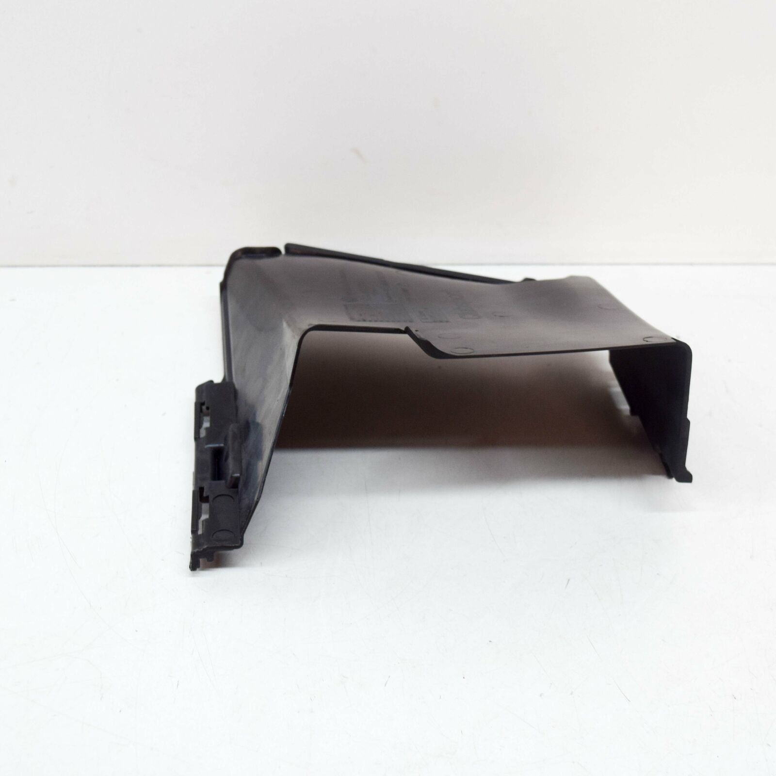 NEW VW GOLF MK7 FRONT BUMPER RIGHT CLOSING ELEMENT 5G0853950J9B9 ORIGINAL