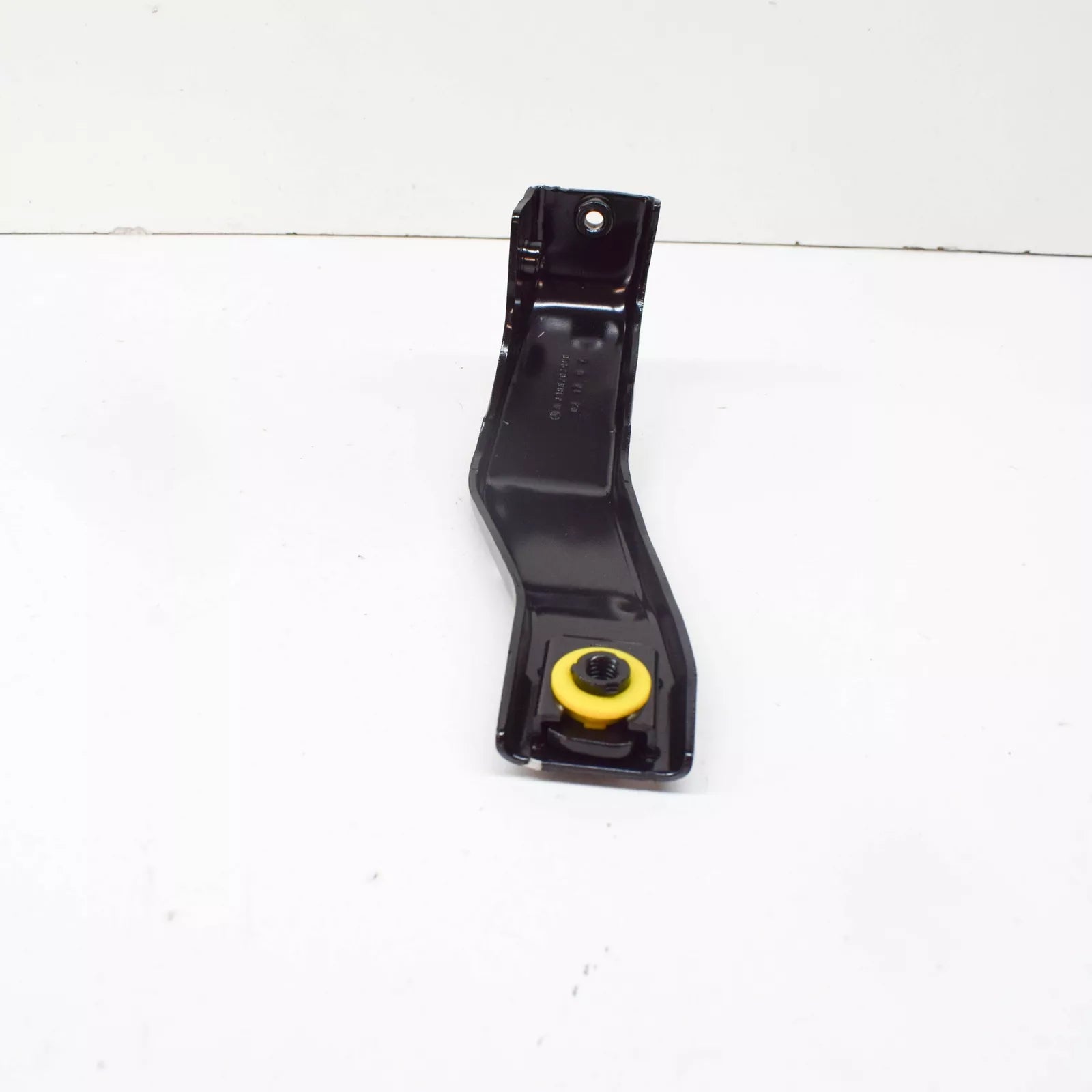 NEW MB E C238 FRONT LEFT BUMPER IMPACT BAR BRACKET A2386202900