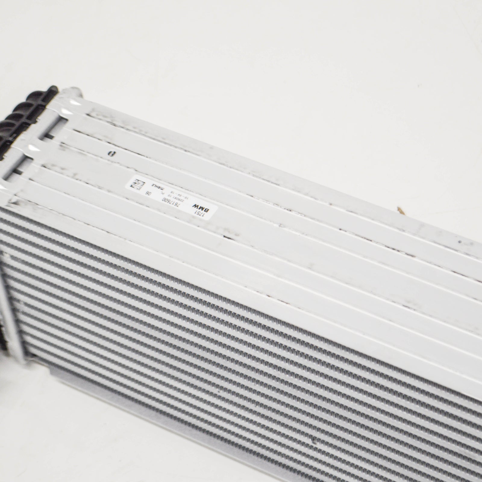 new bmw x1 f48 intercooler radiator 17517617600 original