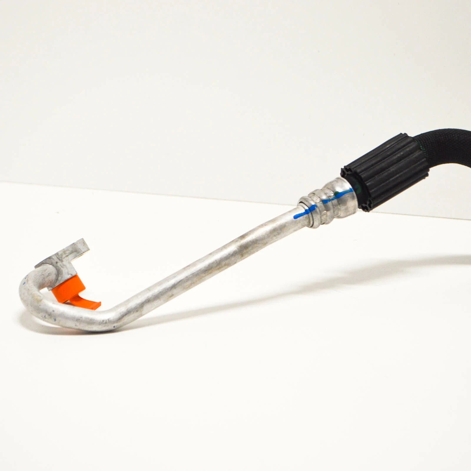 NEW BMW X5 F15 ENGINE OIL COOLER RETURN PIPE 17227627753 ORIGINAL