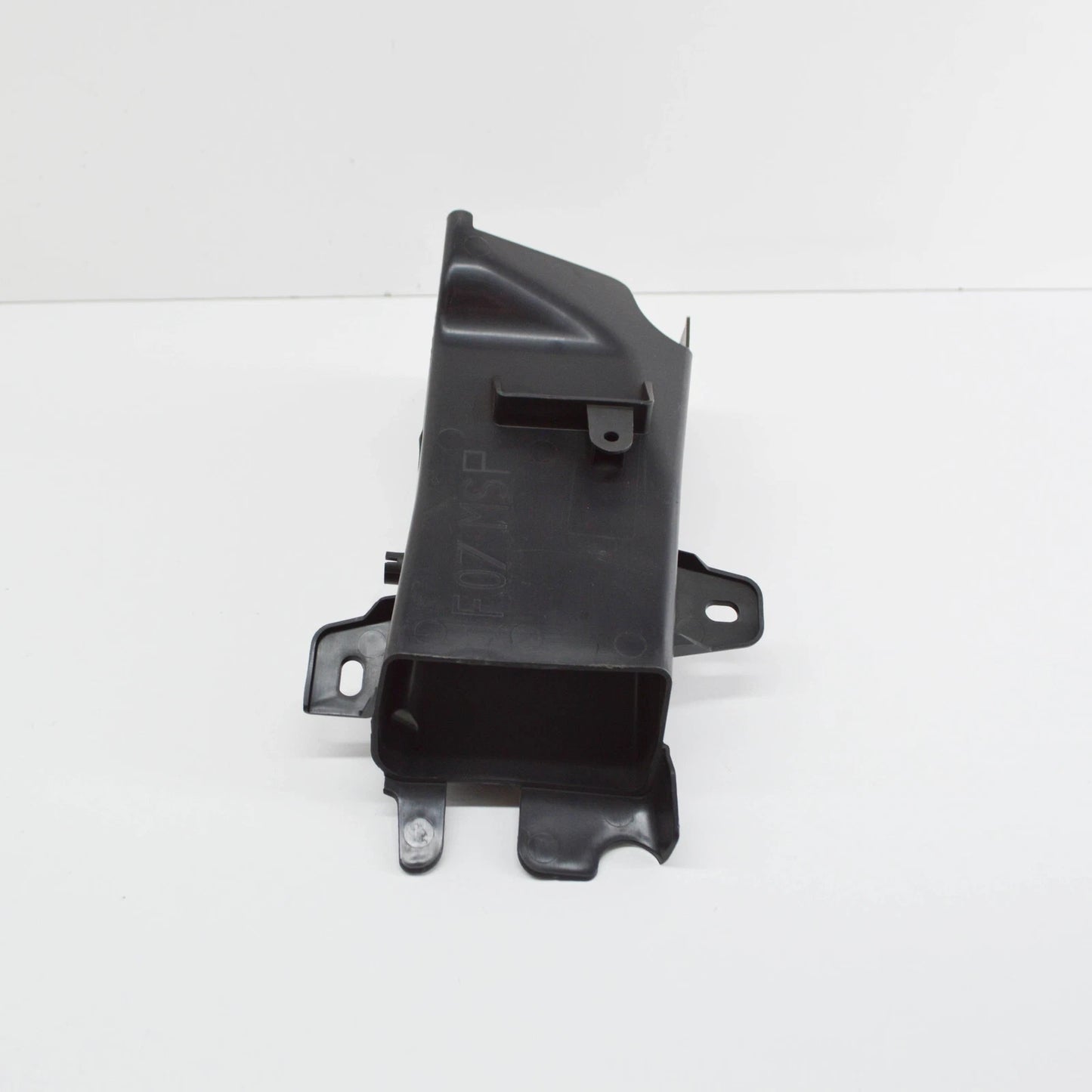 NEW BMW 5 GT F07 RIGHT BRAKE AIR DUCT M SPORT 51748049676 8049676 2015 ORIGINAL