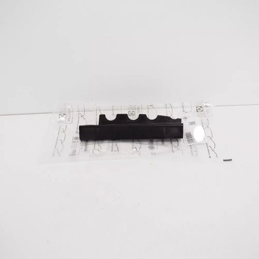 NEW AUDI A5 8T LEFT SIDE SKIRT BRACKET 8T0853921 ORIGINAL