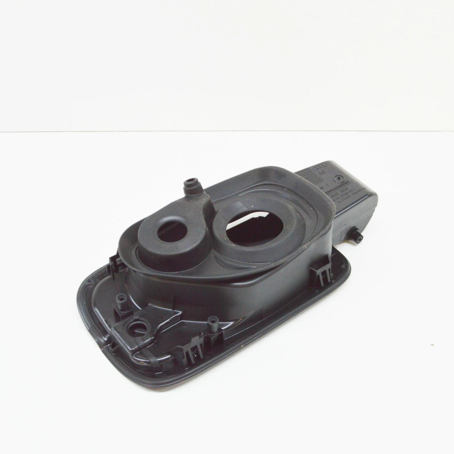NEW AUDI A4 B9 FUEL TANK FLAP 8W0809906A