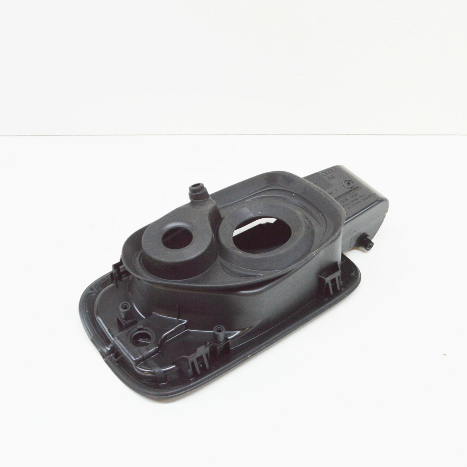NEW AUDI A4 B9 FUEL TANK FLAP 8W0809906A