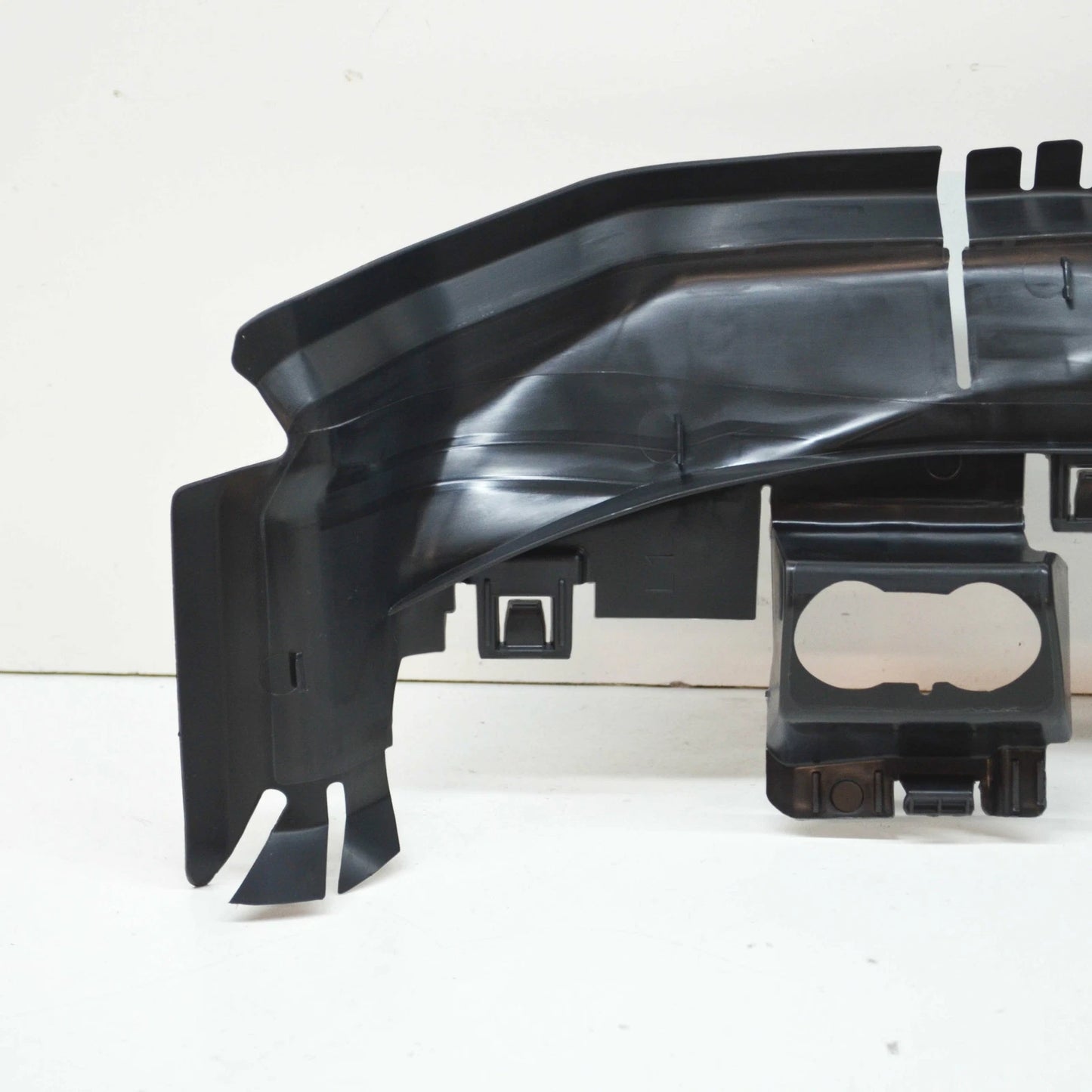 NEW AUDI Q5 FY 80A LEFT RADIATOR AIR GUIDE DUCT 80A121673BE