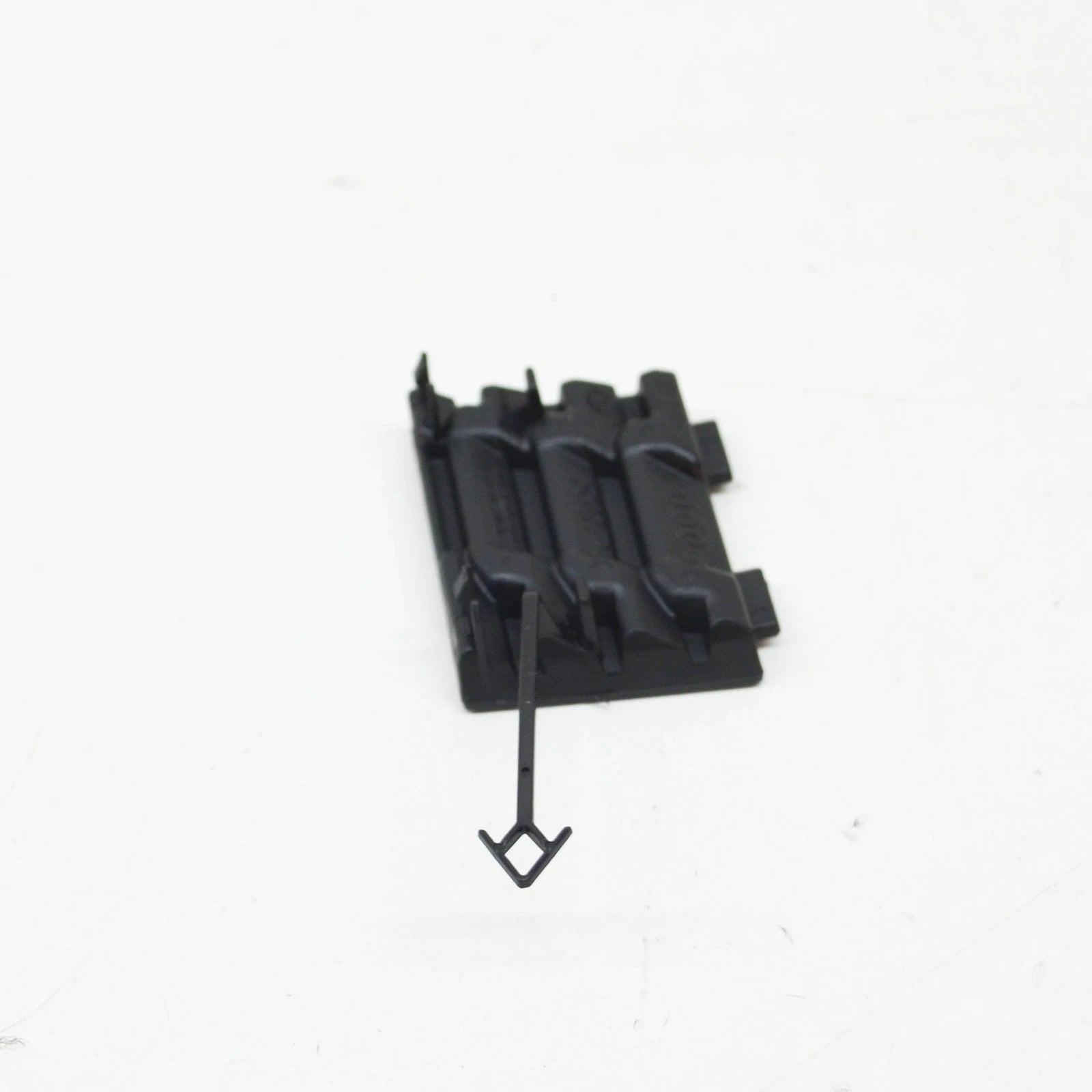 NEW AUDI Q8 SQ8 REAR BUMPER TOW HOOK EYE CAP COVER 4M8807441B9B9 ORIGINAL