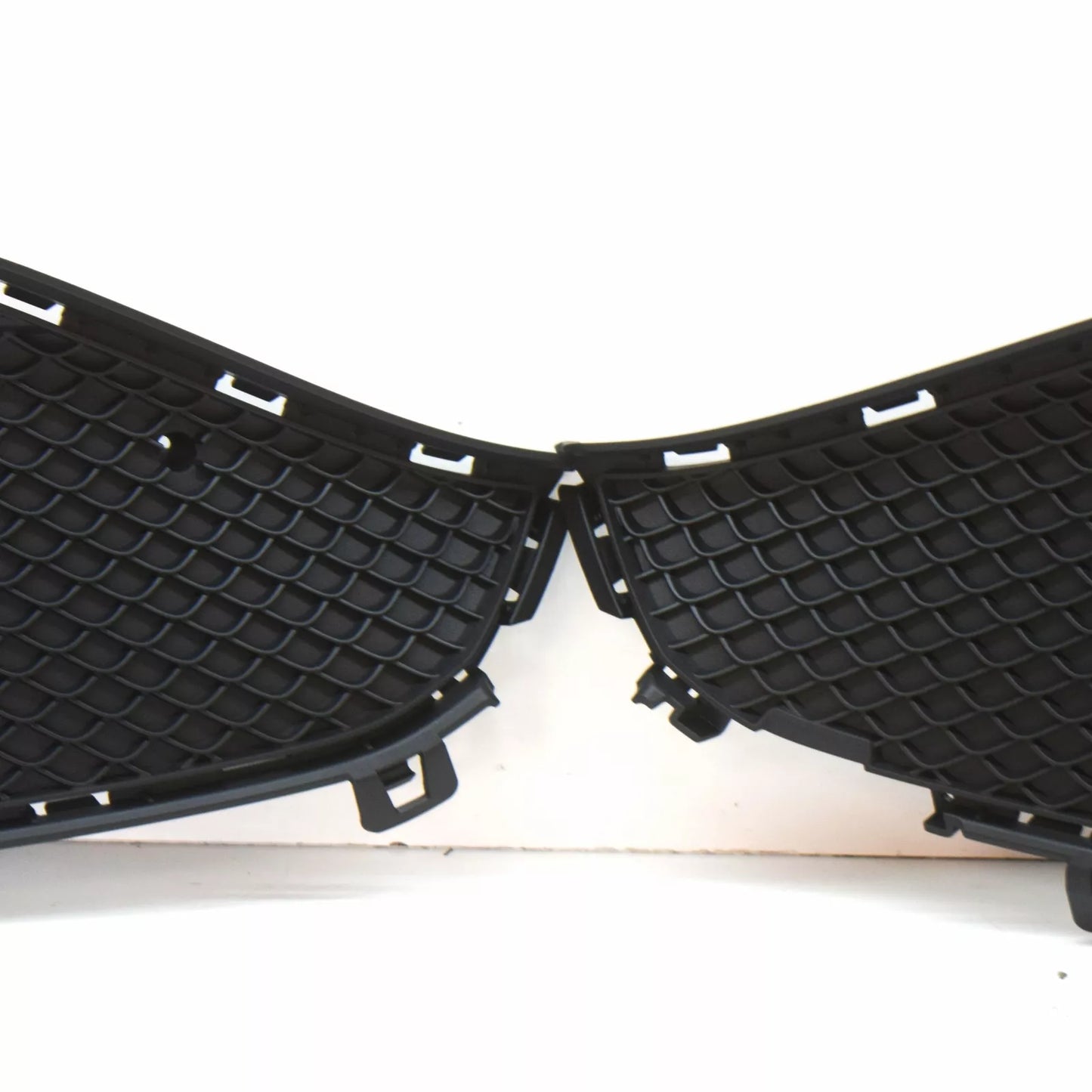 NEW MB CLA C117 FRONT BUMPER GRILLE SET A1178857600 A1178857500 ORIGINAL