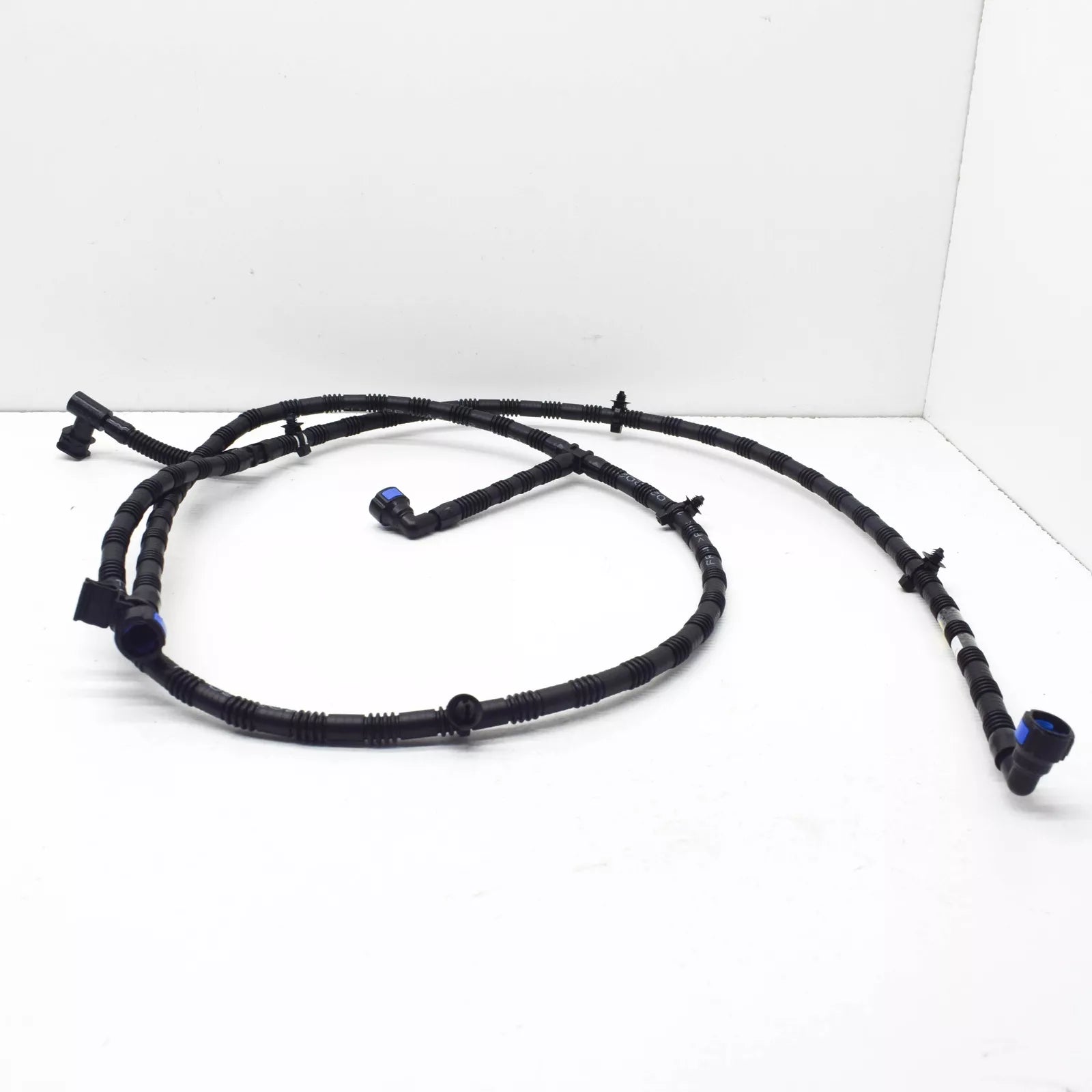 NEW AUDI Q7 4M FRONT HEADLIGHT WASHER NOZZLE HOSE 4M0955970D