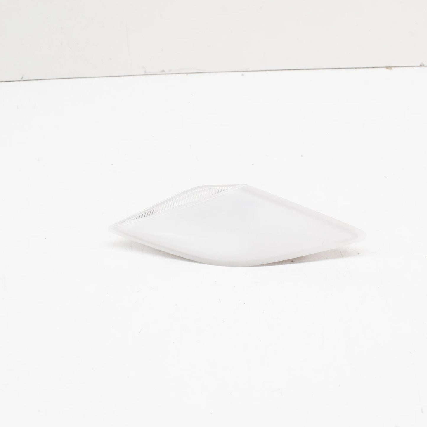 NEW BMW Z4 E89 FRONT RIGHT TURN INDICATOR LAMP 7191760 63137191760 ORIGINAL