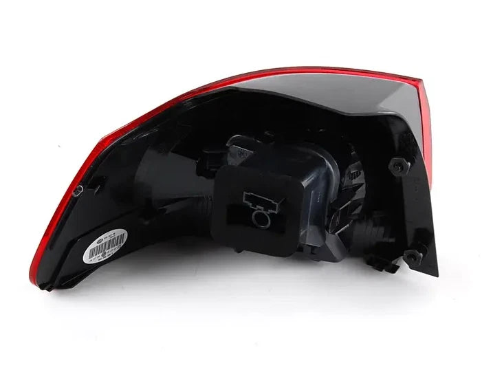 NEW VW GOLF VI 5K MK6 REAR OUTER RIGHT TAILLIGHT 5K0945096G