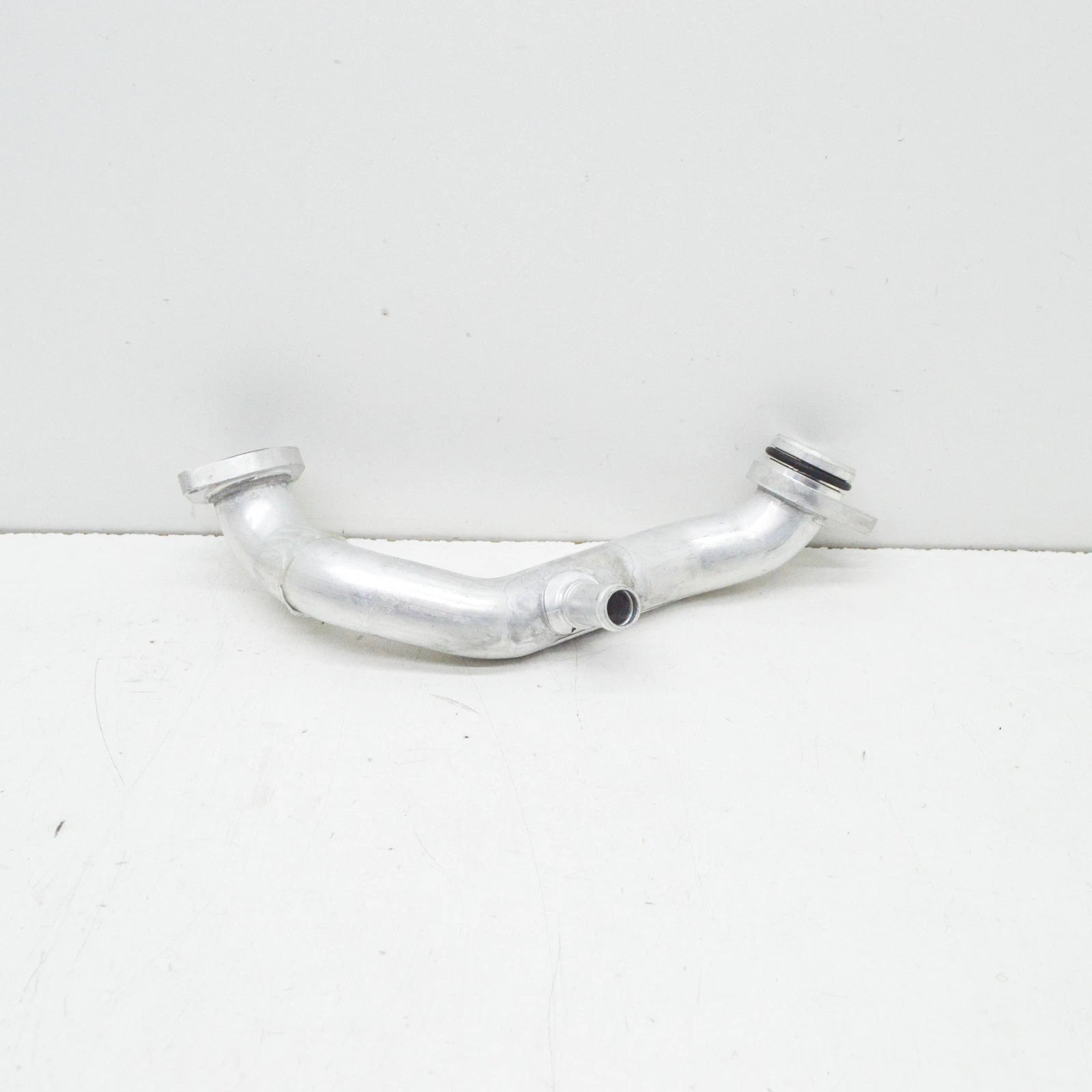 NEW AUDI RS5 SPORTBACK 8W6 ENGINE COOLANT PIPE TUBE 06M121481AG ORIGINAL