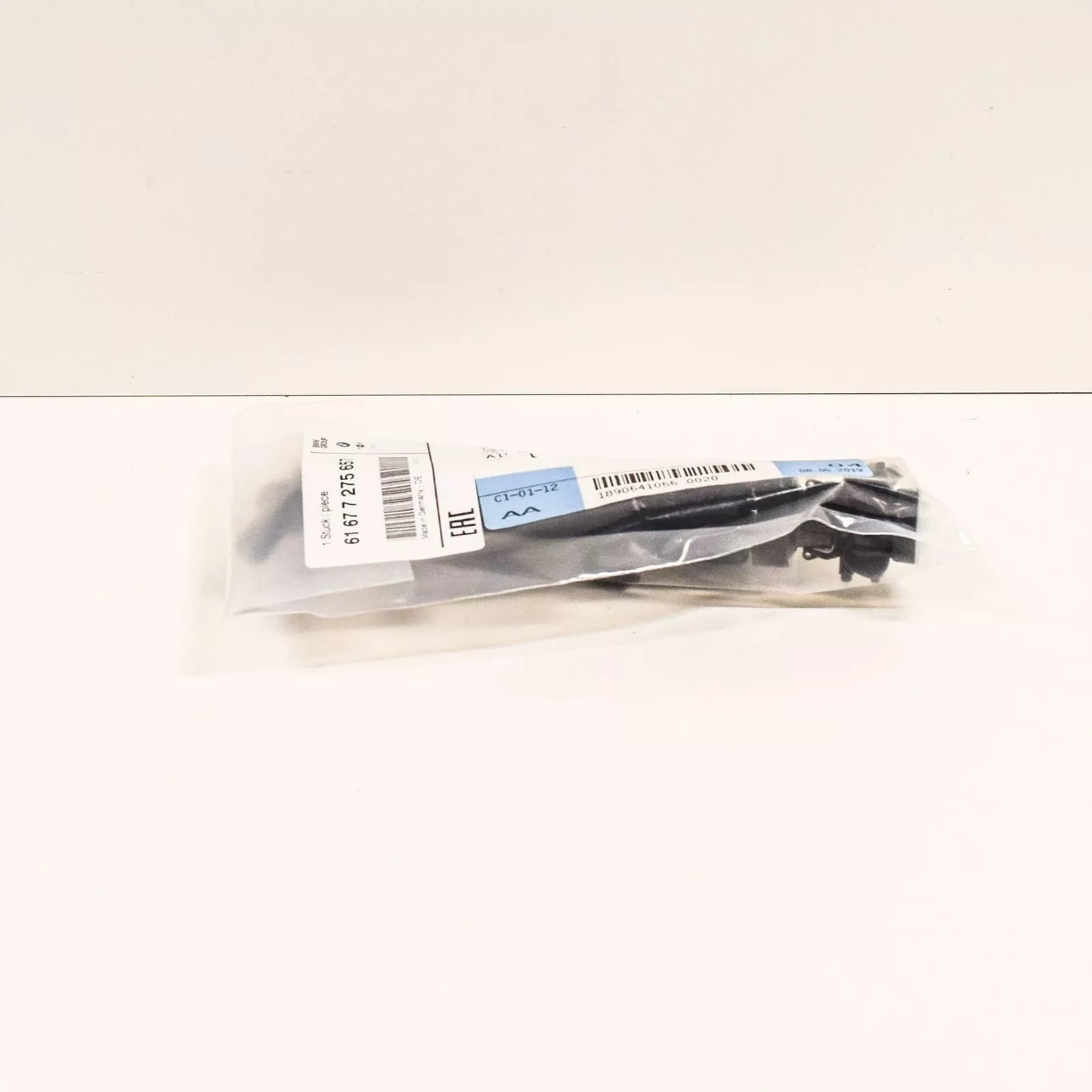 NEW BMW 3 F30 LEFT HEADLIGHT WASHER 61677275657 7275657 ORIGINAL