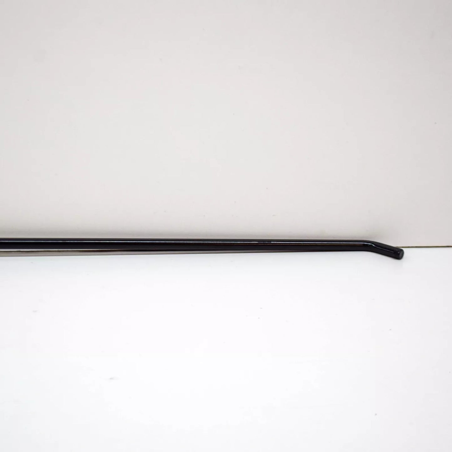 NEW VOLKSWAGEN AMAROK FRONT BONNET HOOD SUPPORT ROD 2H0823361B