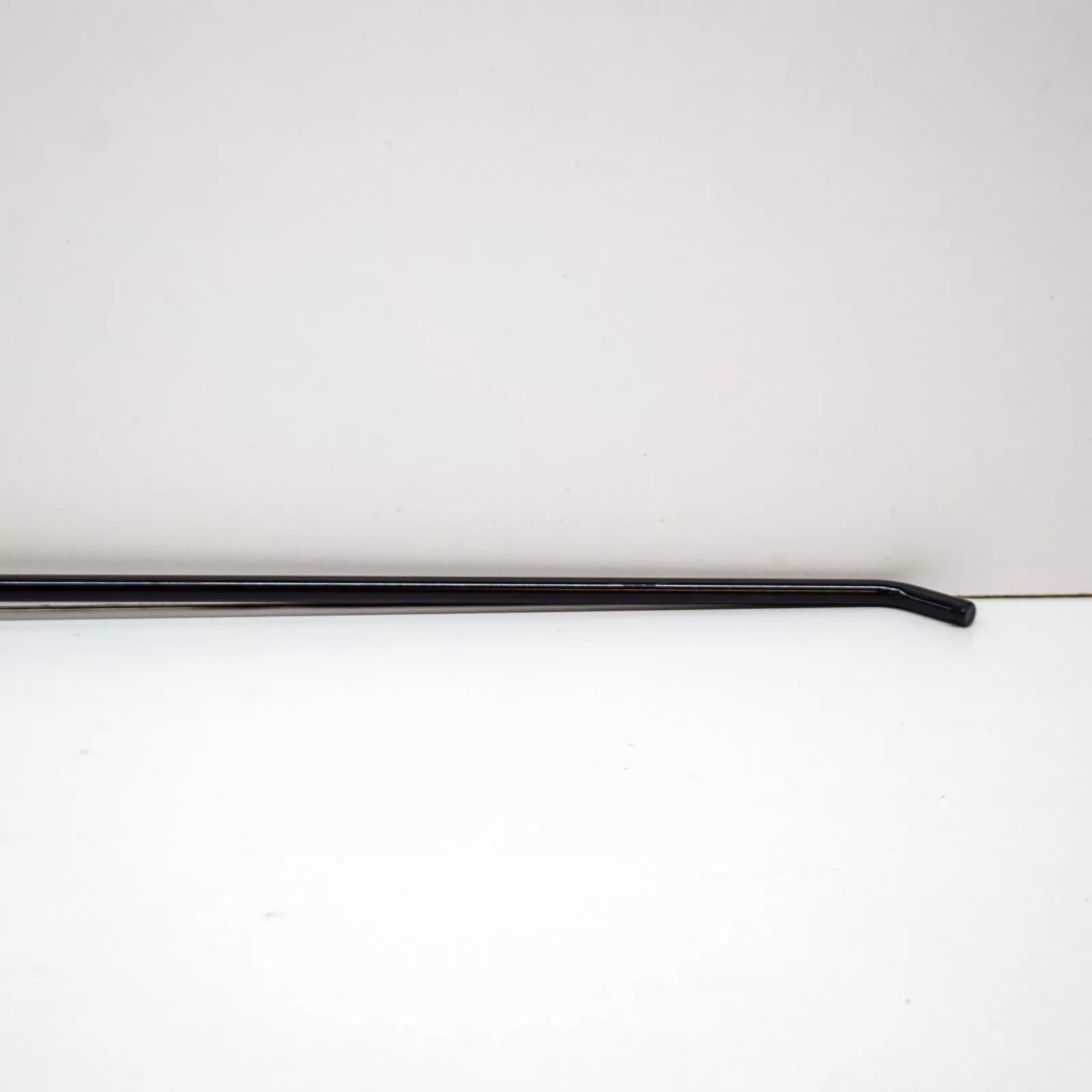 NEW VOLKSWAGEN AMAROK FRONT BONNET HOOD SUPPORT ROD 2H0823361B