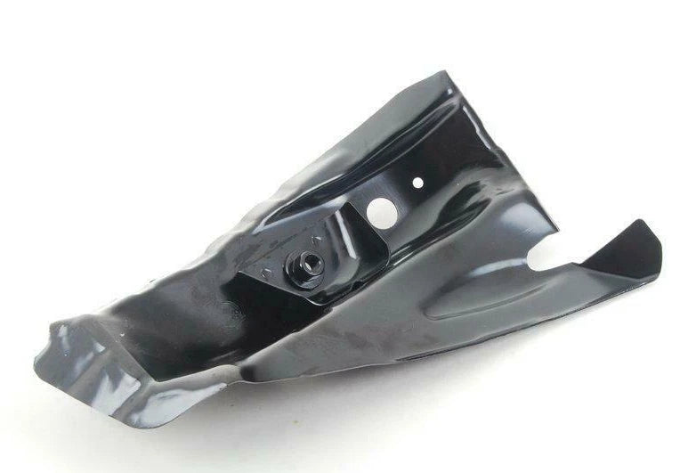 NEW VOLKSWAGEN PASSAT B6 RADIATOR SUPPORT AIR GUIDE 3C0121333