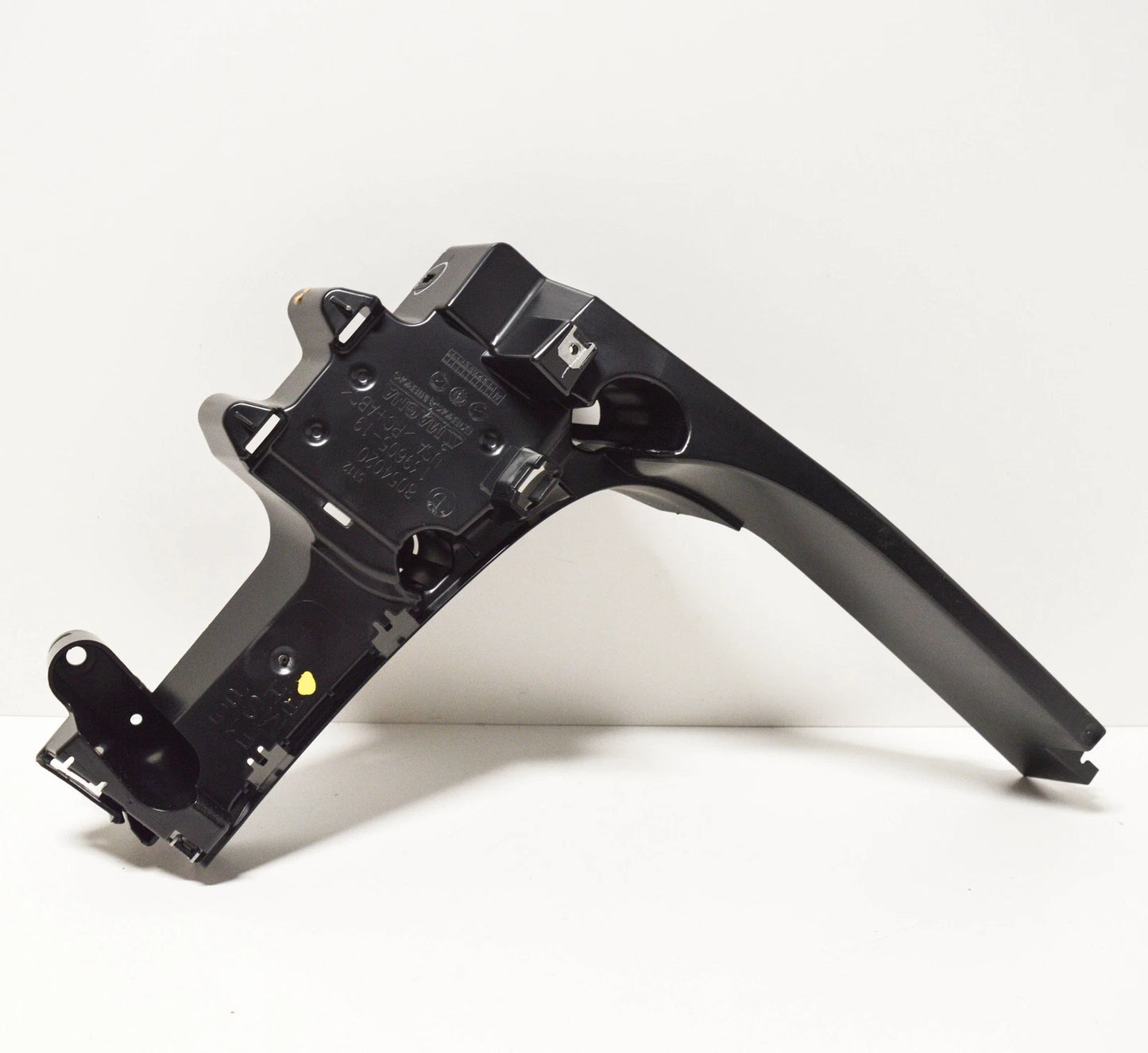 NEW BMW X5 F15 REAR M BUMPER RIGHT SIDE CORNER MOUNT 51128054020 8054020