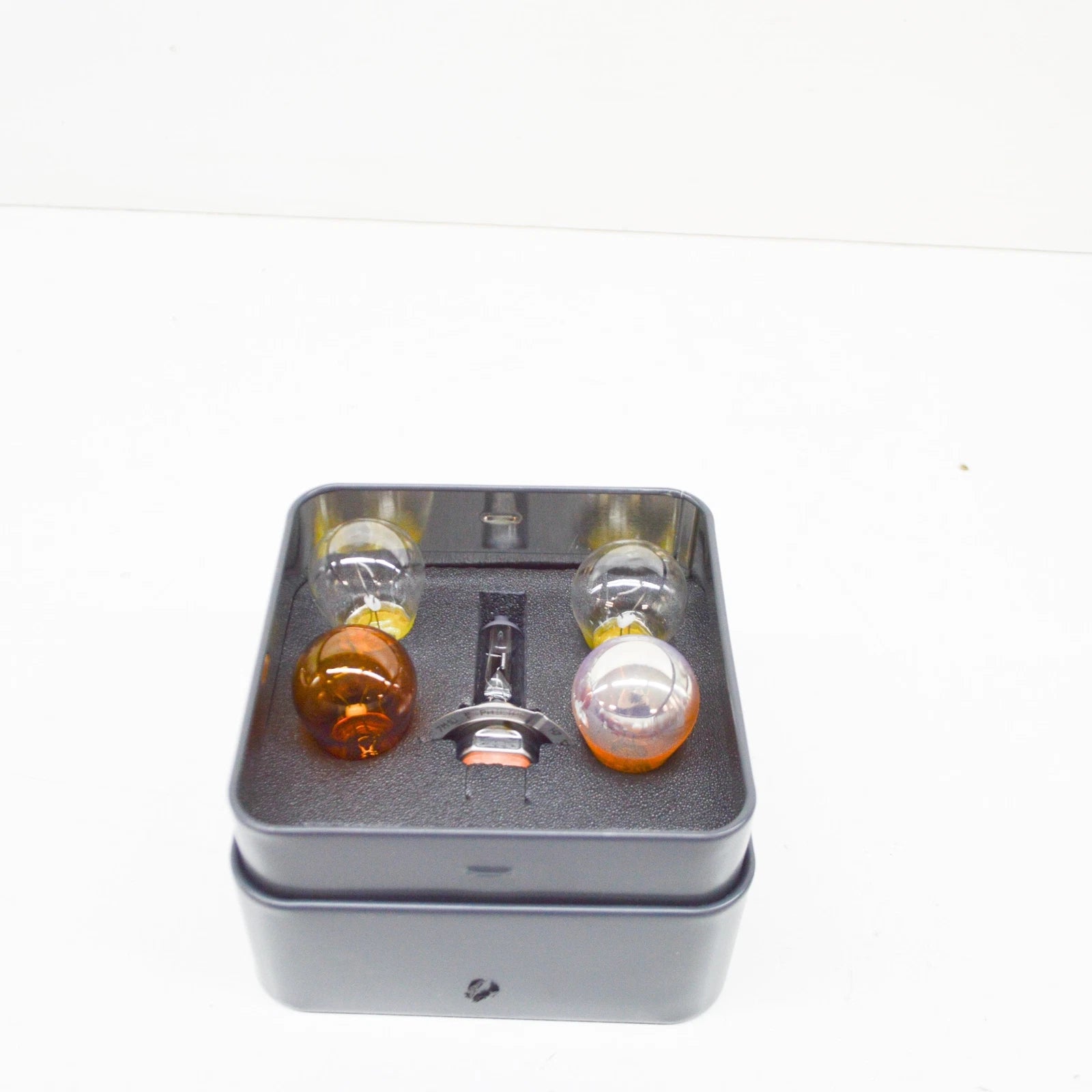 NEW BMW 3 E90 SPARE BULBS BOX 63212318120 2318120 ORIGINAL