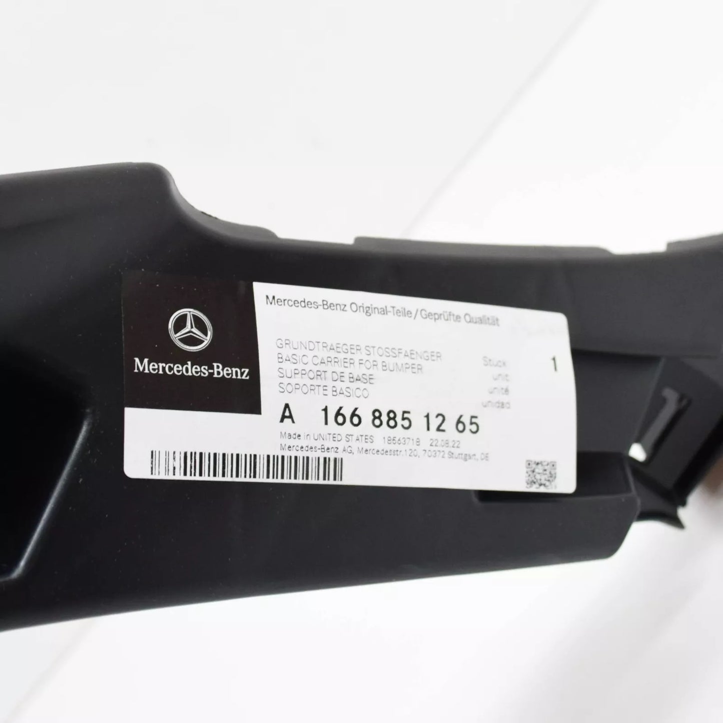 NEW MB GLE W166 FRONT BUMPER CENTRAL BASIC MOUNTING A1668851265 ORIGINAL