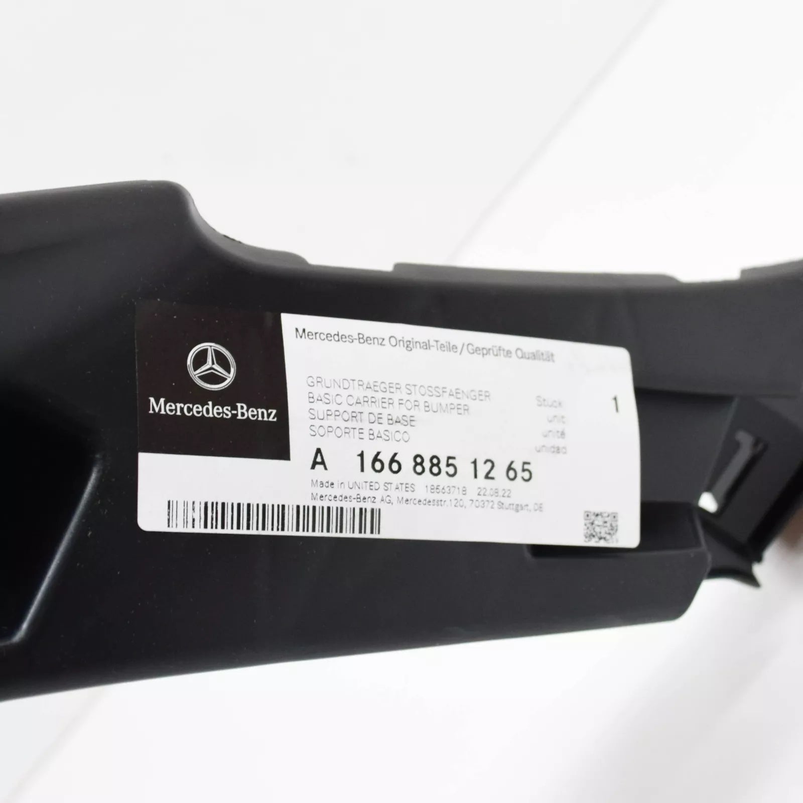 NEW MB GLE W166 FRONT BUMPER CENTRAL BASIC MOUNTING A1668851265 ORIGINAL