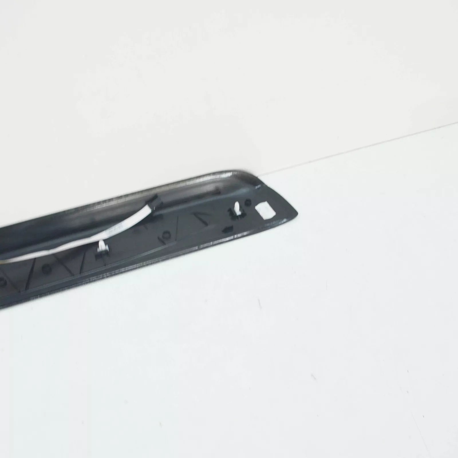 NEW BMW 6 E63 FRONT LEFT DOOR SILL TRIM COVER 7898229 51477898229 ORIGINAL