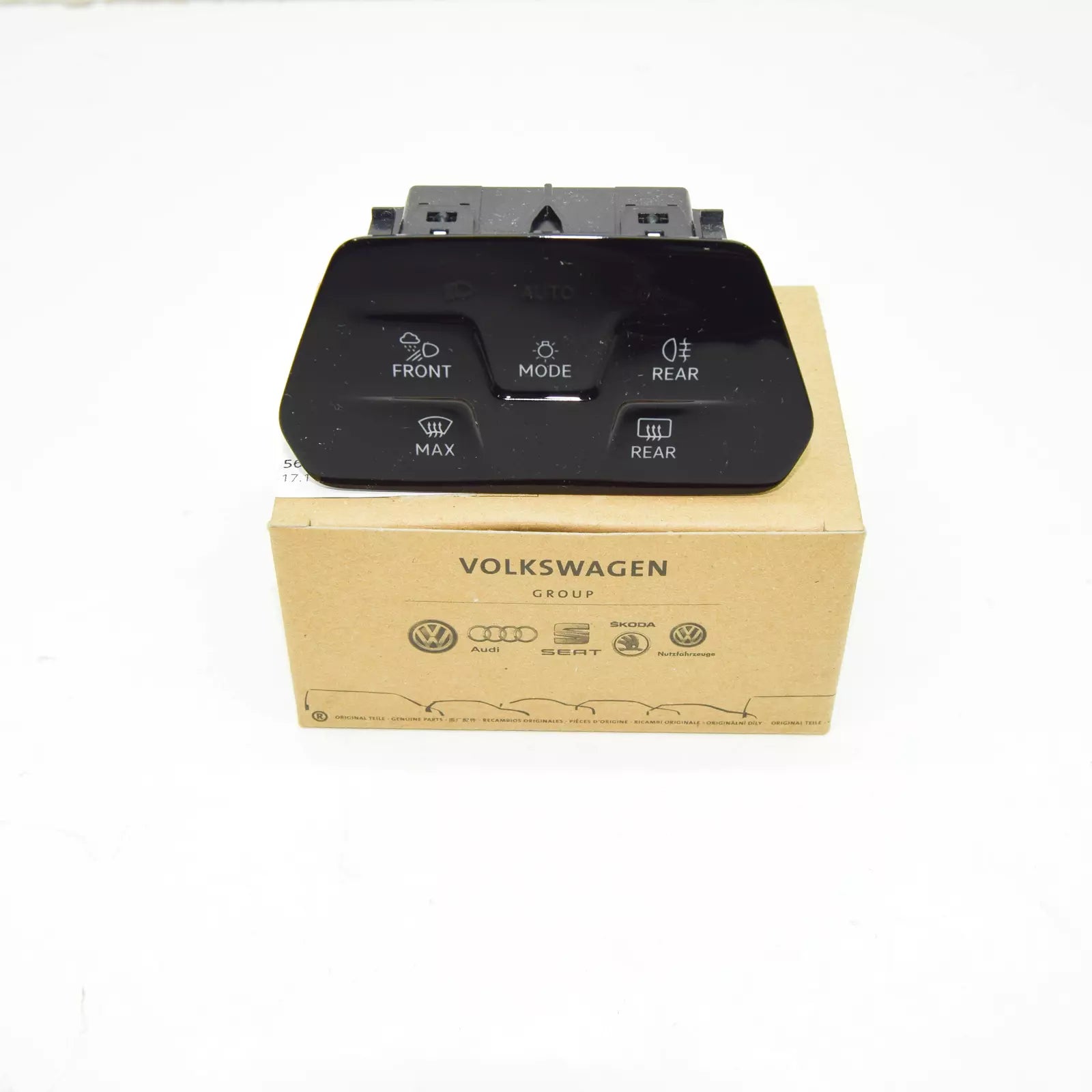 NEW AUDI Q7 4M FRONT RIGHT DOOR LED MODULE 4M8947355F ORIGINAL