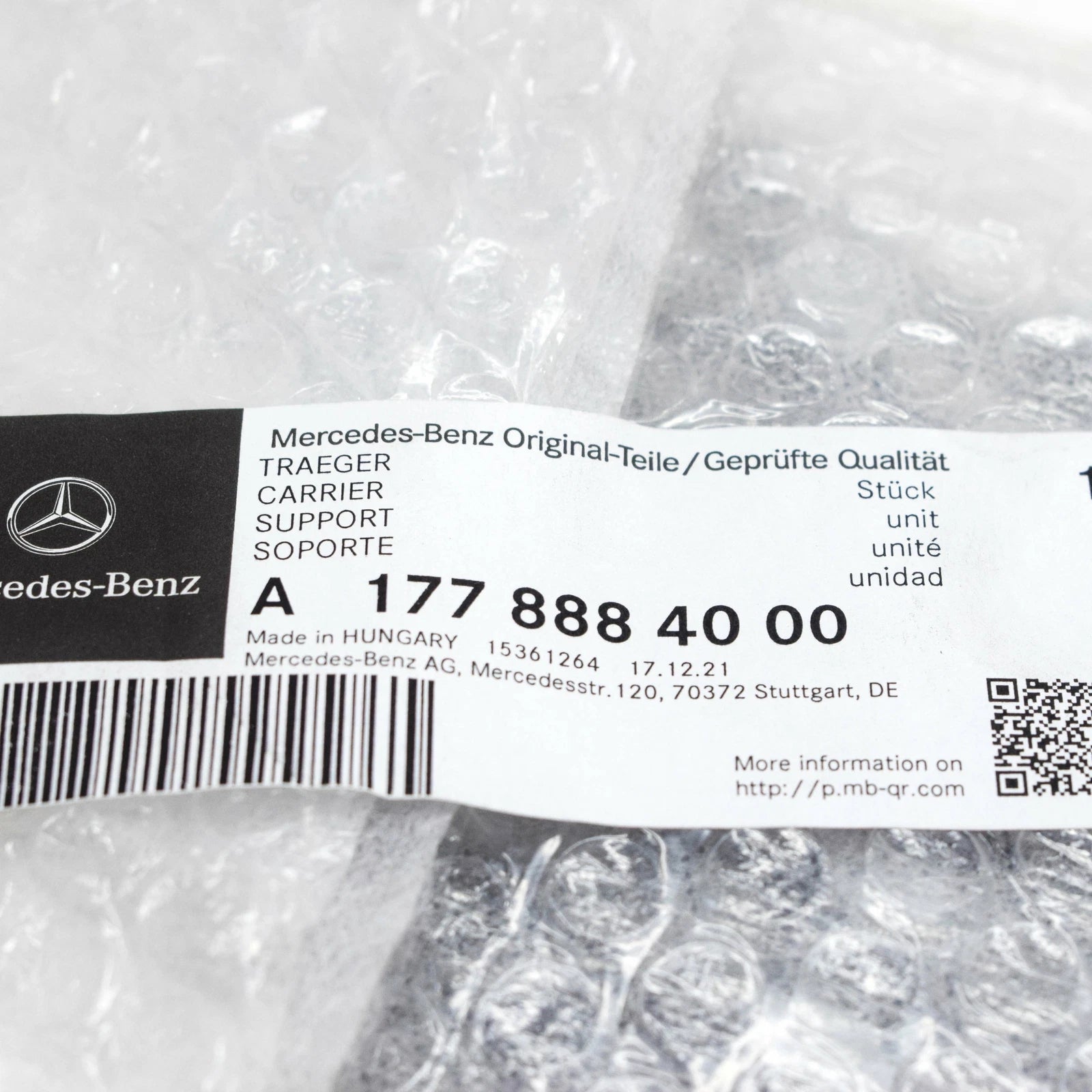 NEW MB A W177 RIGHT LOWER RADIATPR GRILLE PART TRIM A1778884000