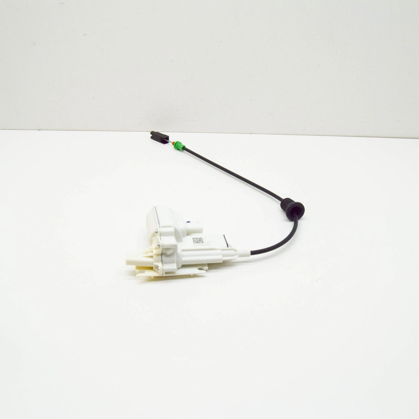 NEW MERCEDES-BENZ E W213 FRONT LEFT DOOR CLOSING ASSIST A2137600300 ORIGINAL