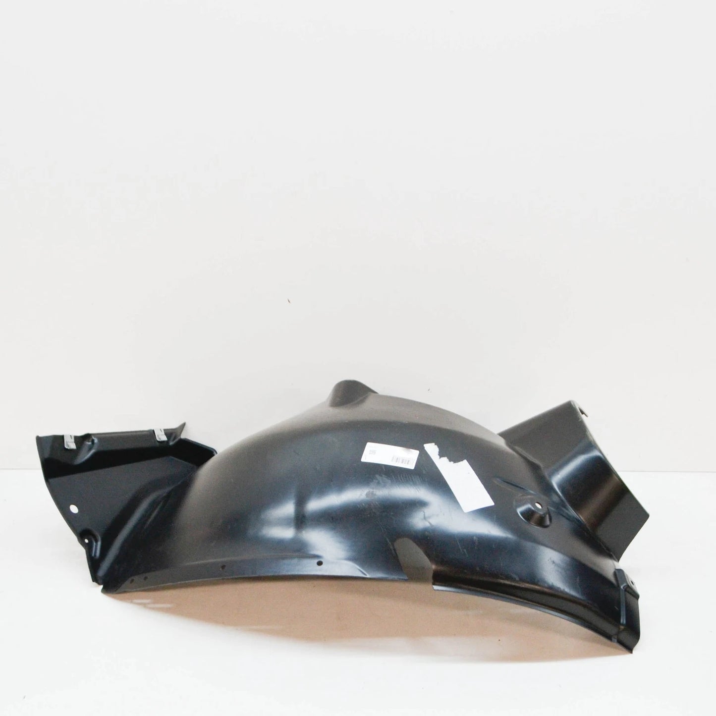 NEW MERCEDES-BENZ C-CLASS C204 FRONT LEFT ARCH LINER FRONT PART A2046900930