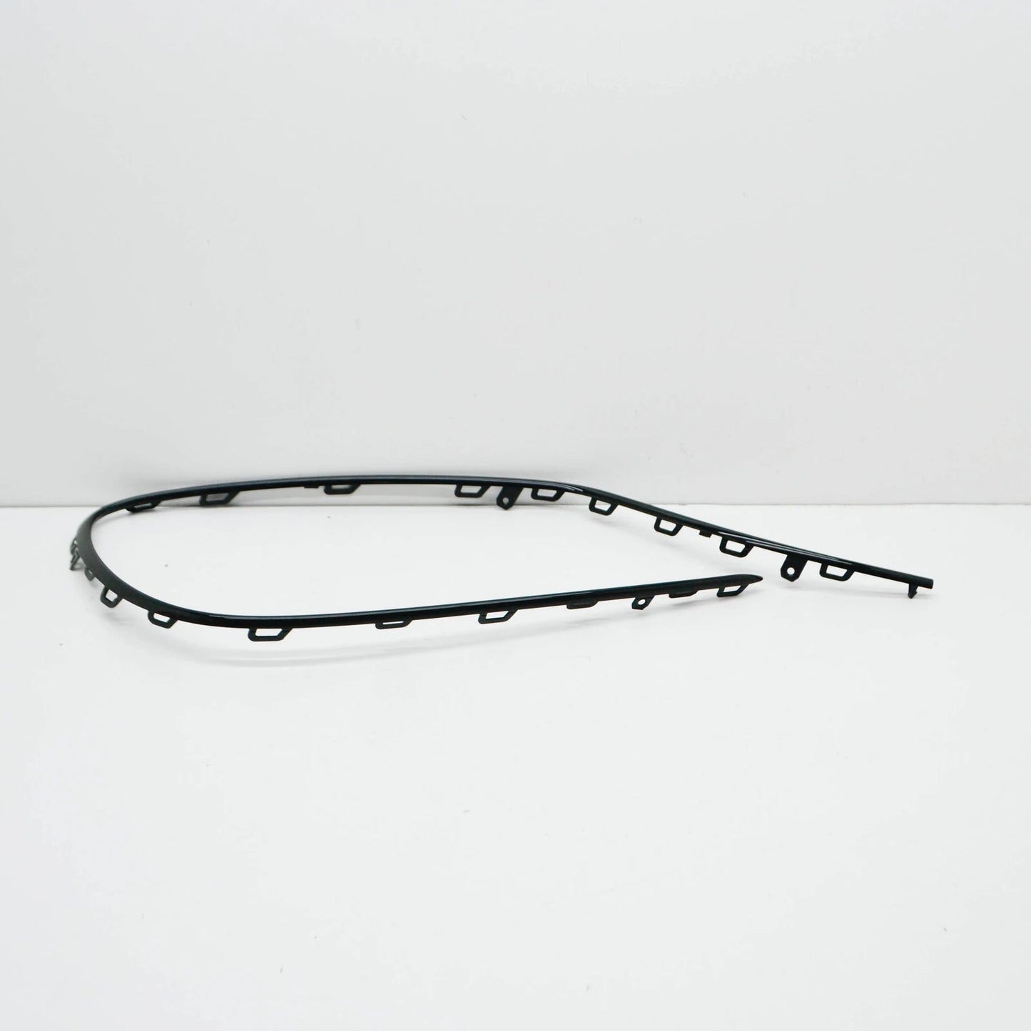 NEW MERCEDES-BENZ S W222 AMG FRONT LEFT BUMPER TRIM A2228850801 2018 ORIGINAL