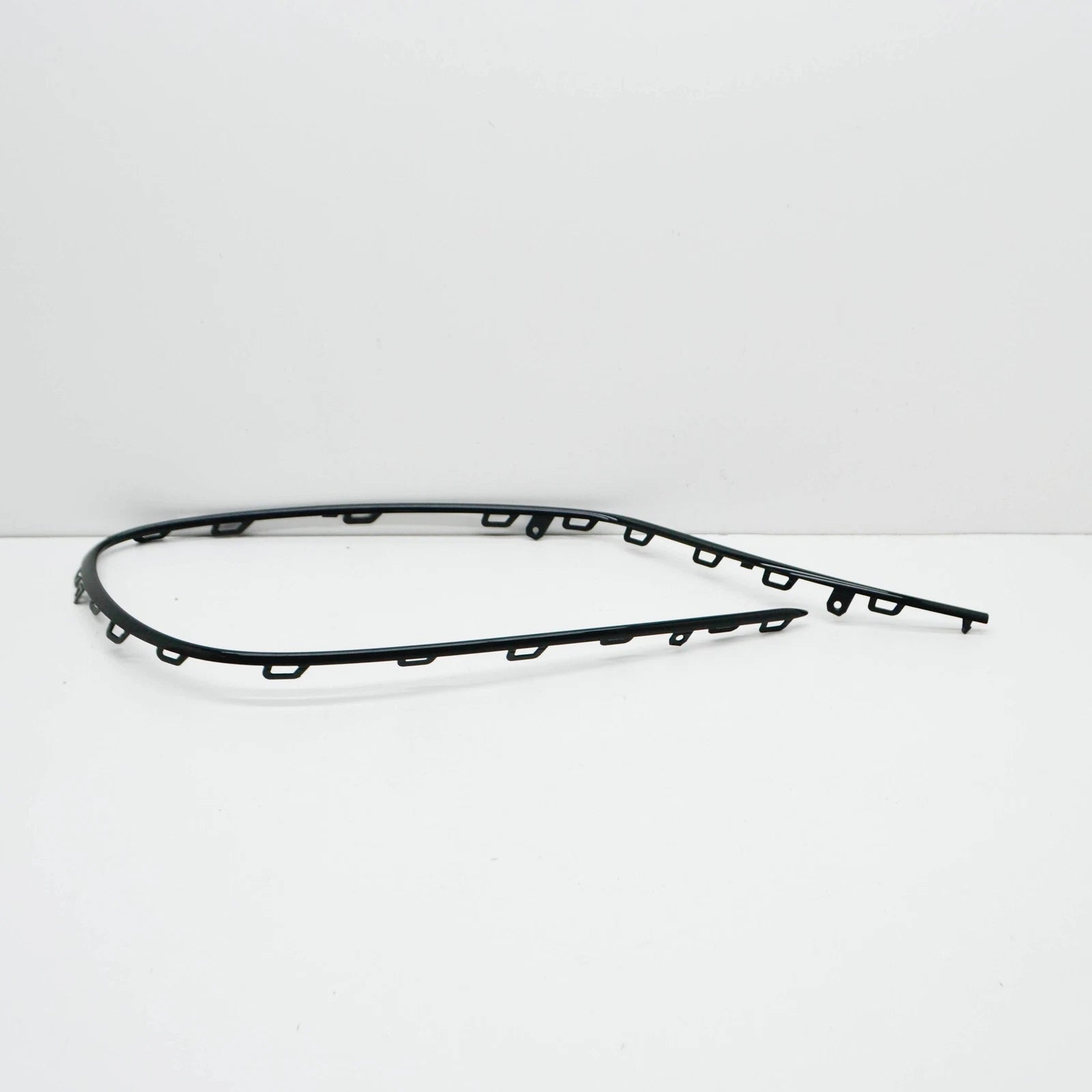 NEW MERCEDES-BENZ S W222 AMG FRONT LEFT BUMPER TRIM A2228850801 2018 ORIGINAL