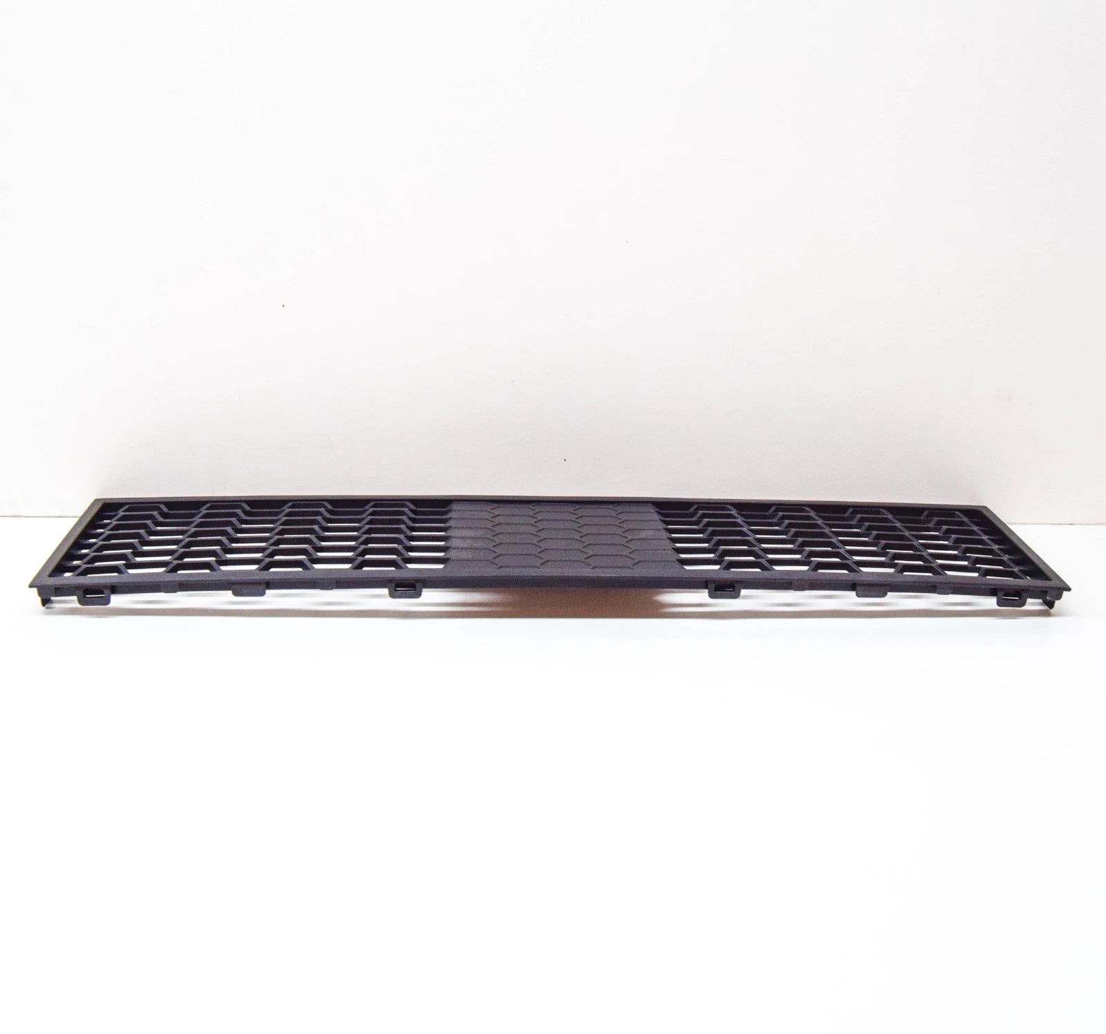 NEW BMW 5 GT F07 FRONT M SPORT BUMPER CENTER ACC GRILLE 51118050021 2015