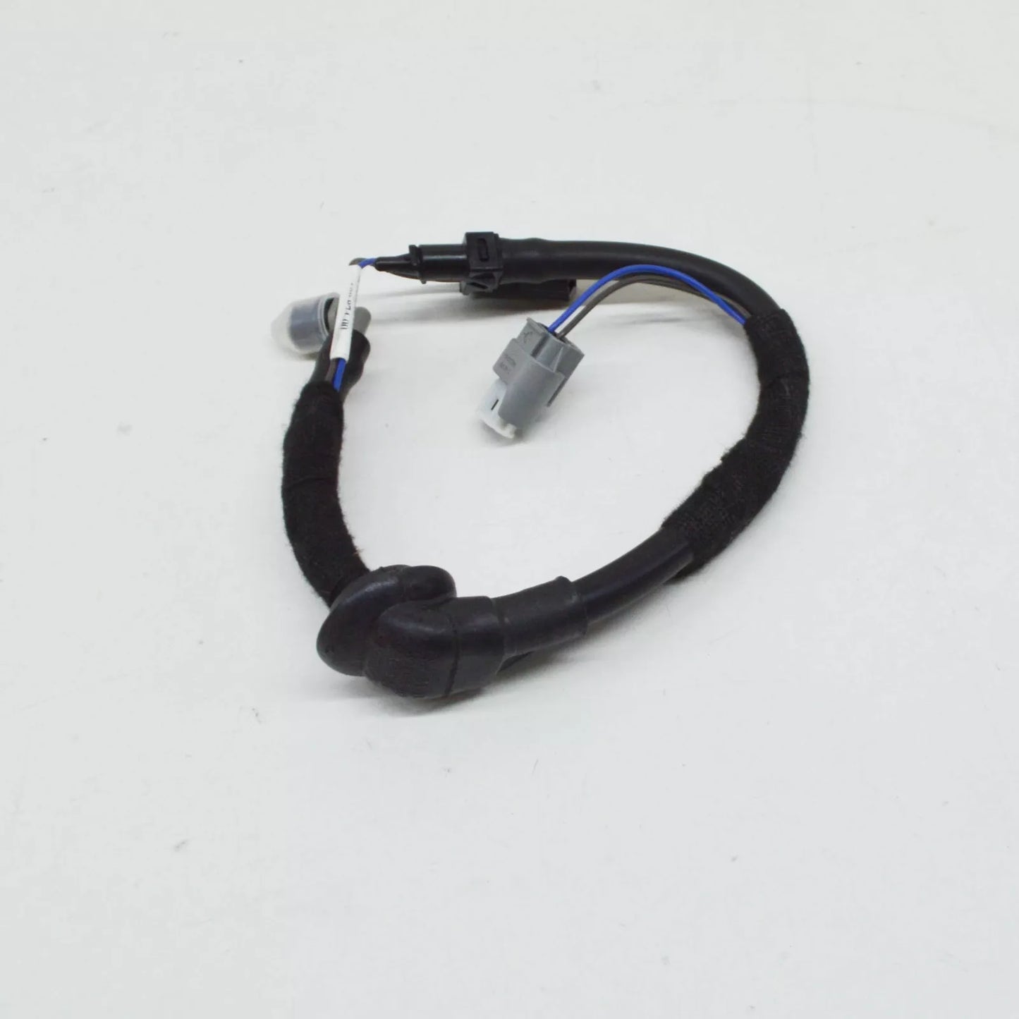 NEW BMW X5 F15 REAR TAILGATE SPRAY NOZZLE WITH HOSE 63257350771 ORIGINAL