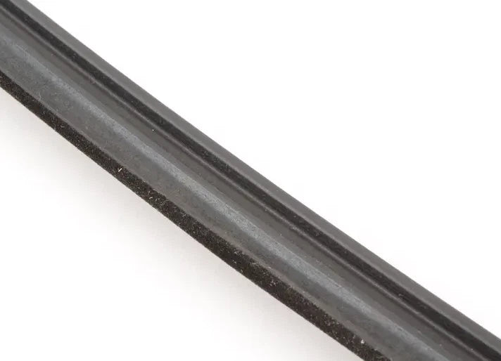 NEW BMW 6 E24 FRONT RIGHT DOOR GASKET 1867764 51211867764 ORIGINAL