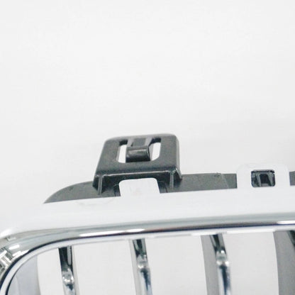 NEW BMW 1 SERIES E87 FRONT BUMPER GRILLE RIGHT SIDE 51137179656 7179656 ORIGINAL