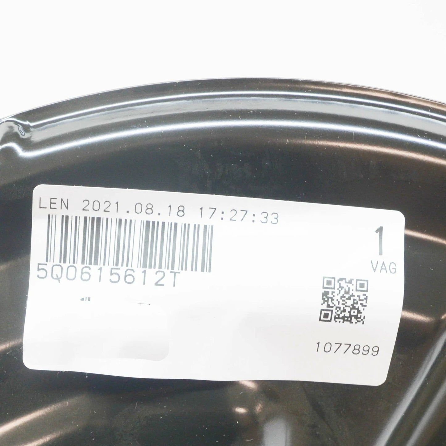 NEW VW GOLF MK7 REAR RIGHT BRAKE DISC PROTECTION COVER PLATE 5Q0615612T