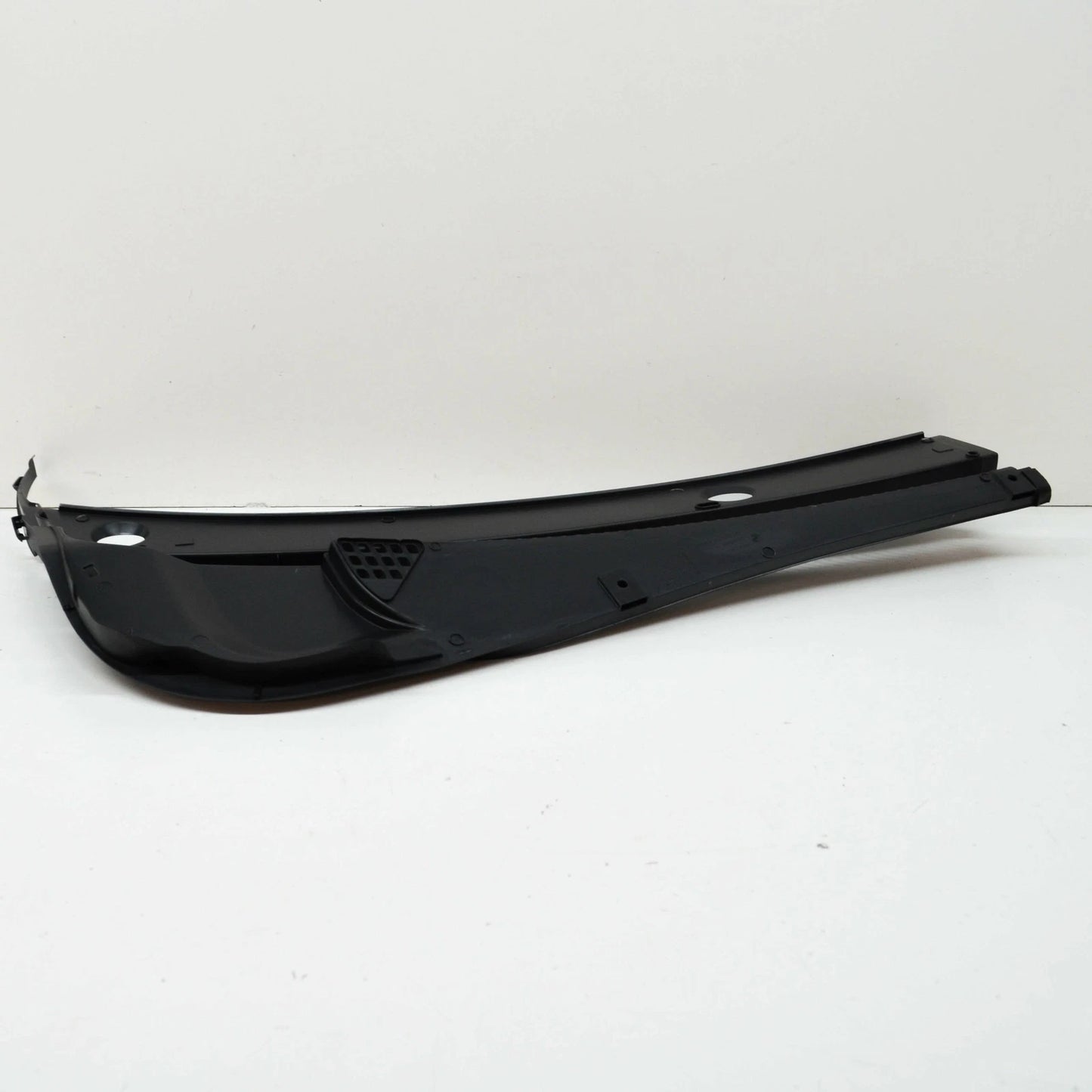 NEW VW POLO AW FRONT WINDSHIELD WIPER COWL LEFT TRIM LHD 2G1819403G9B9 ORIGINAL