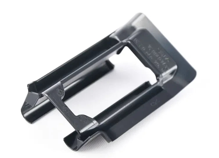 NEW MB C W204 FRONT RIGHT SEAT FRONT OUTER RIGHT COVER A20491902209051 ORIGINAL