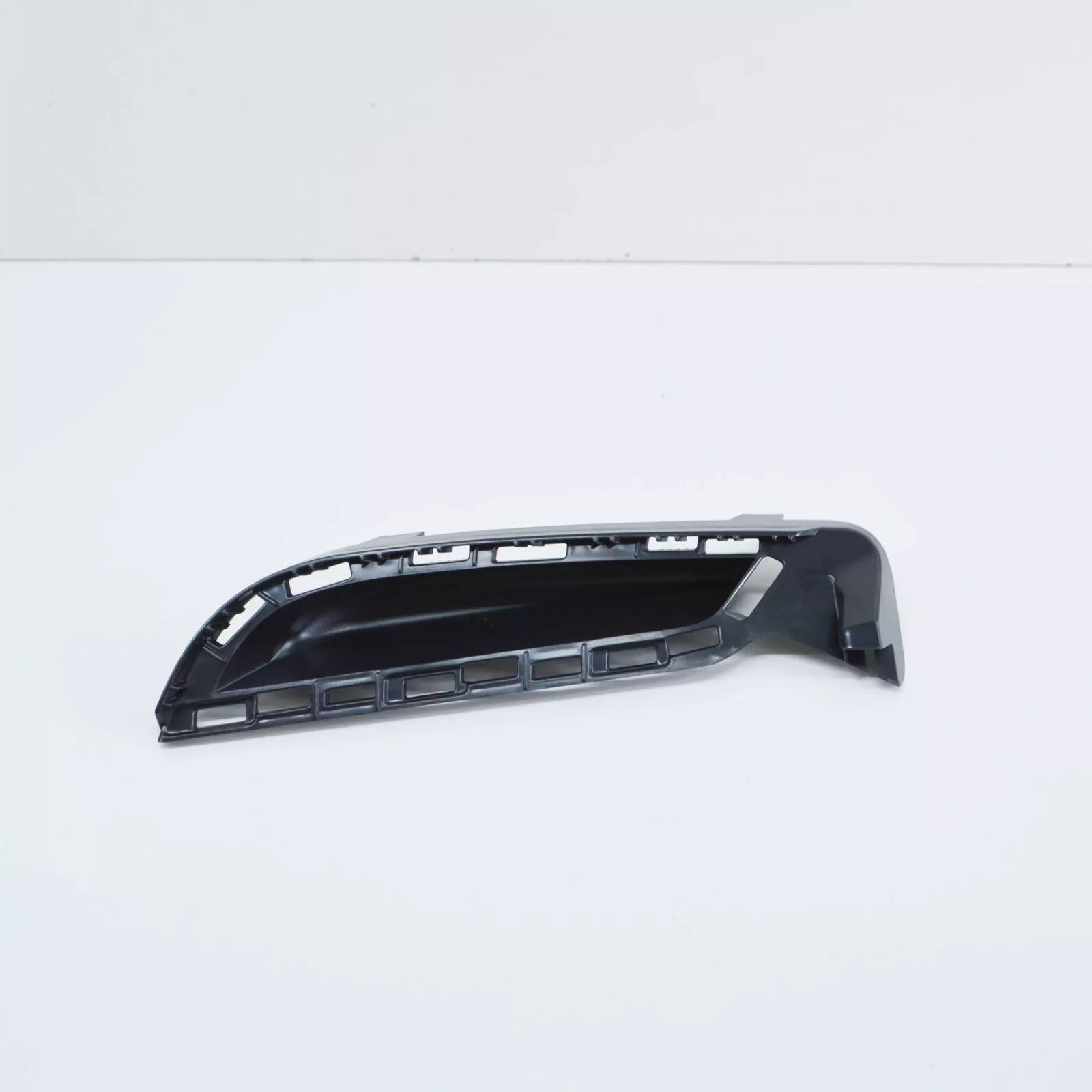 NEW AUDI RS6 C7 FRONT BUMPER LEFT END CAP 4G0807151B ORIGINAL