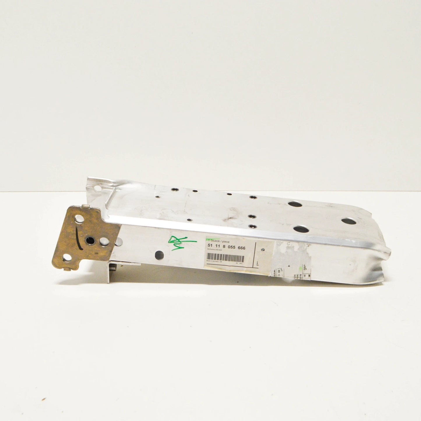 NEW BMW M2 F87 FRONT BUMPER RIGHT DEFORMATION ELEMENT 51118055666 2016 ORIGINAL