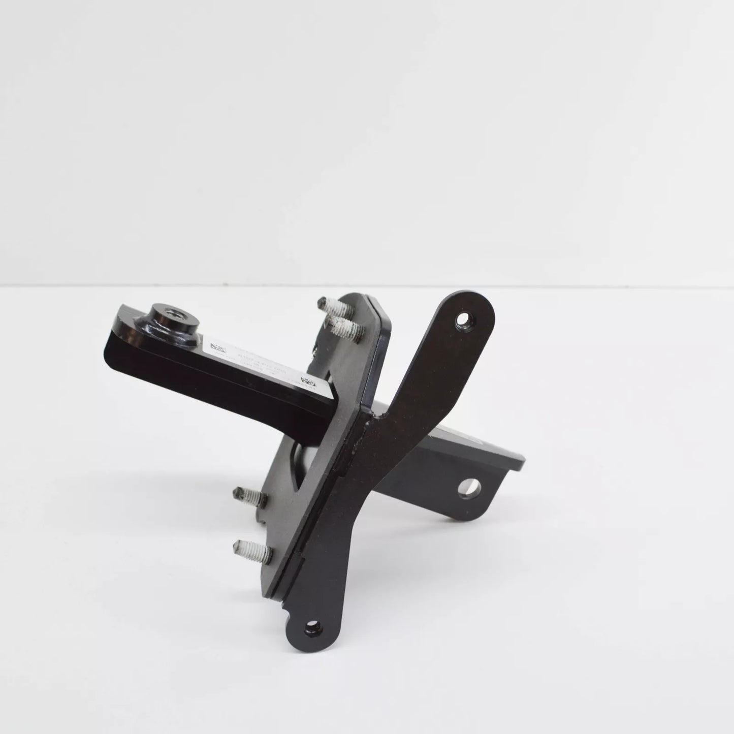 NEW MB C W205 TRAILER COUPLING RIGHT REINFORCEMENT A2056100225 ORIGINAL